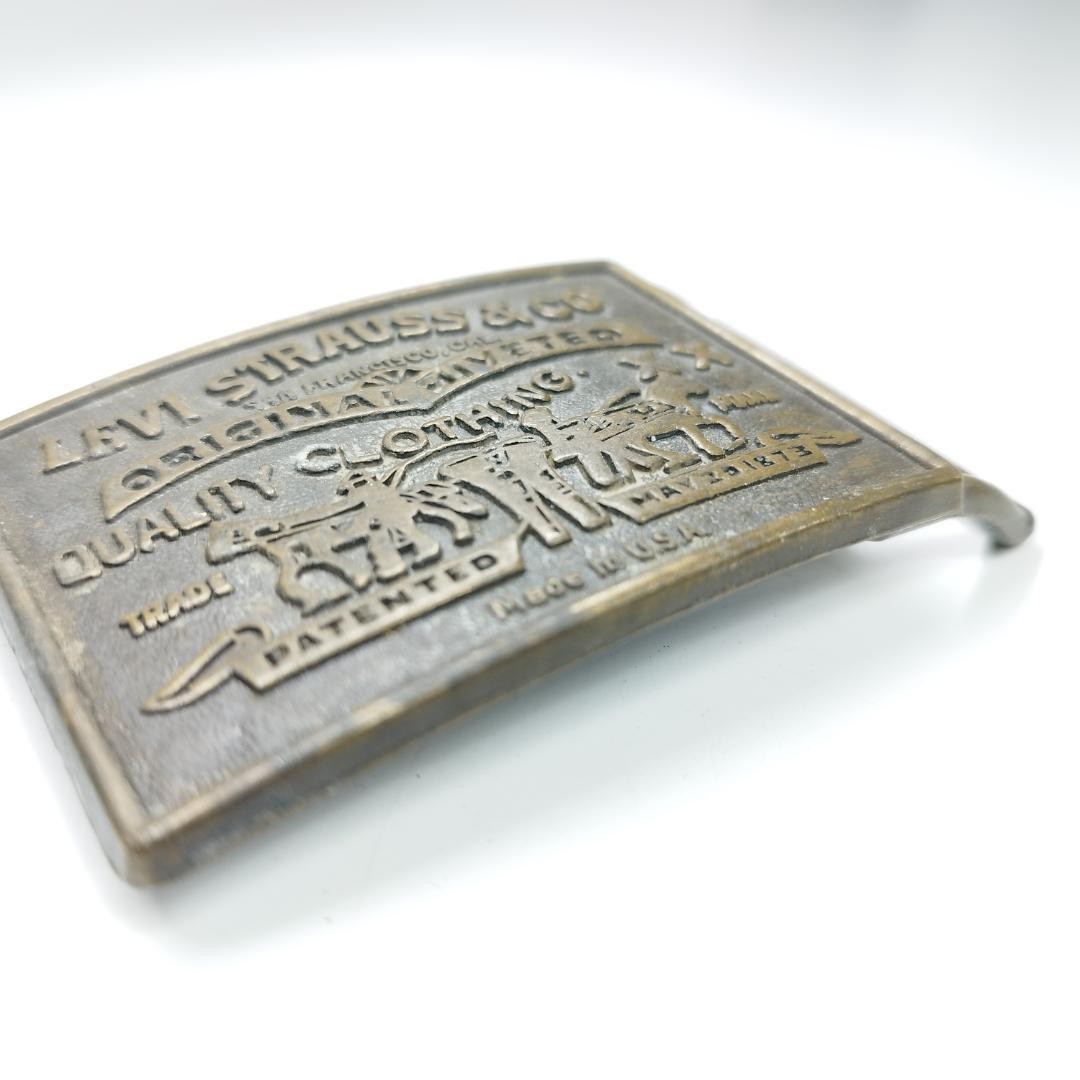 60&rsquo;s Levi&rsquo;s Belt Buckle Vintage Extremely Rare Levi Strauss Button Type yh522