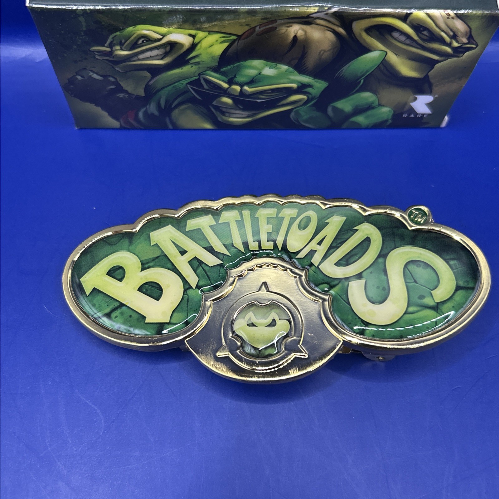 Battletoads June 2017 Loot Crate Gaming Exclusive Nes Gold Tone Belt Buckle NIB