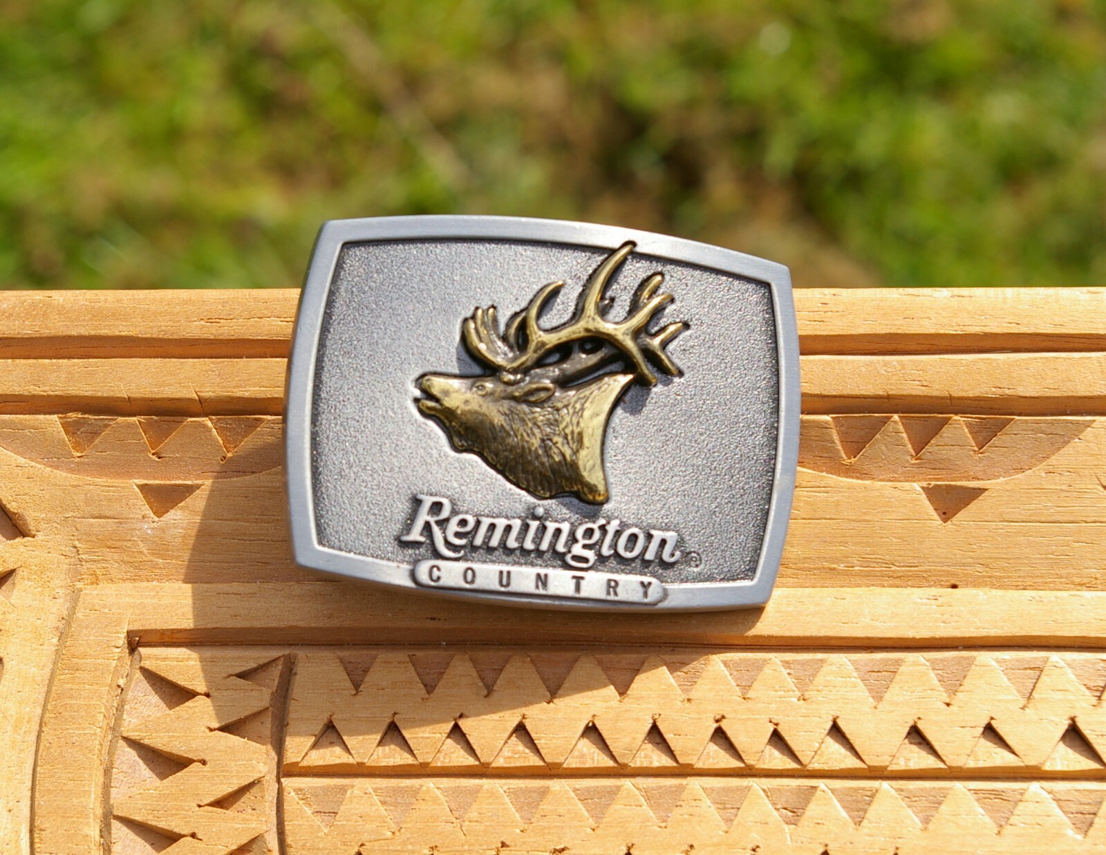 Arms Company Remington Country Bugling Elk 2 1/2&Prime; Belt Buckle for 1 1/8&Prime; Belt