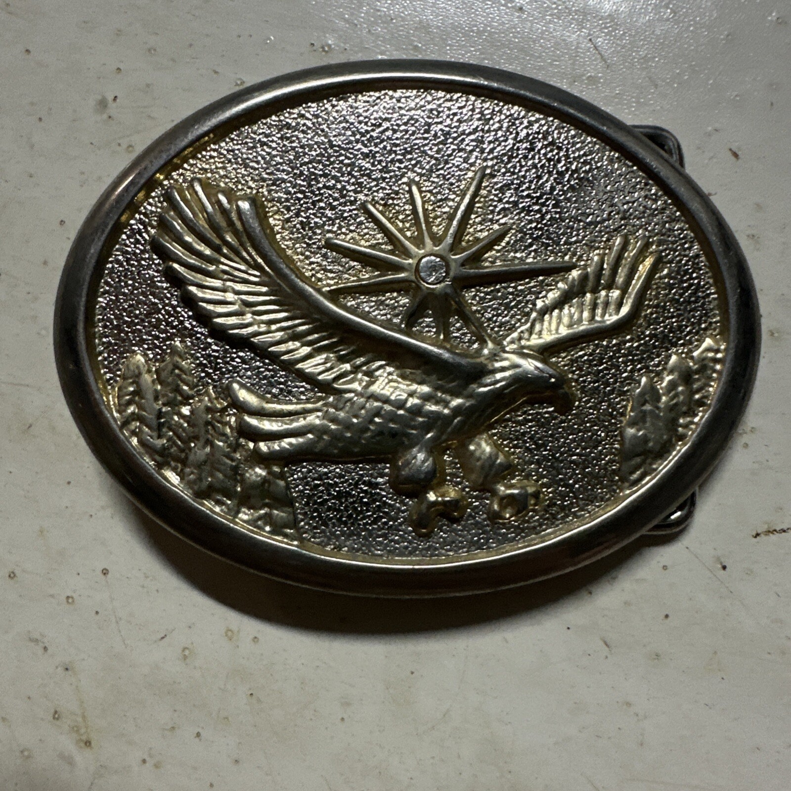 VINTAGE BELT BUCKLE Majestic Eagle Sun Trees Star Jewel Flying Oval Metal USA