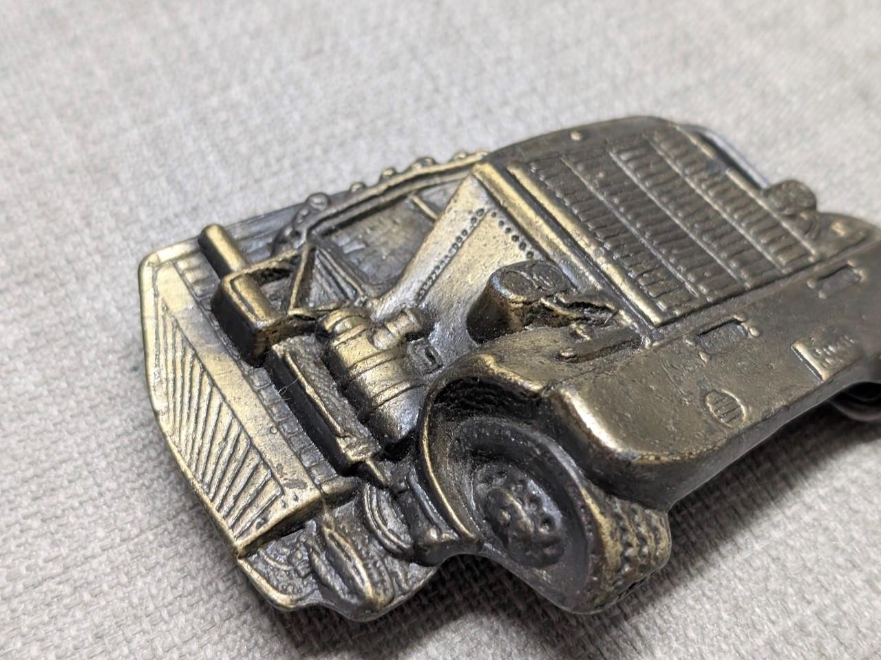 vintage TRUCKER belt buckle BIG RIG semi-truck SOLID BRASS heavy WESTERN cowboy