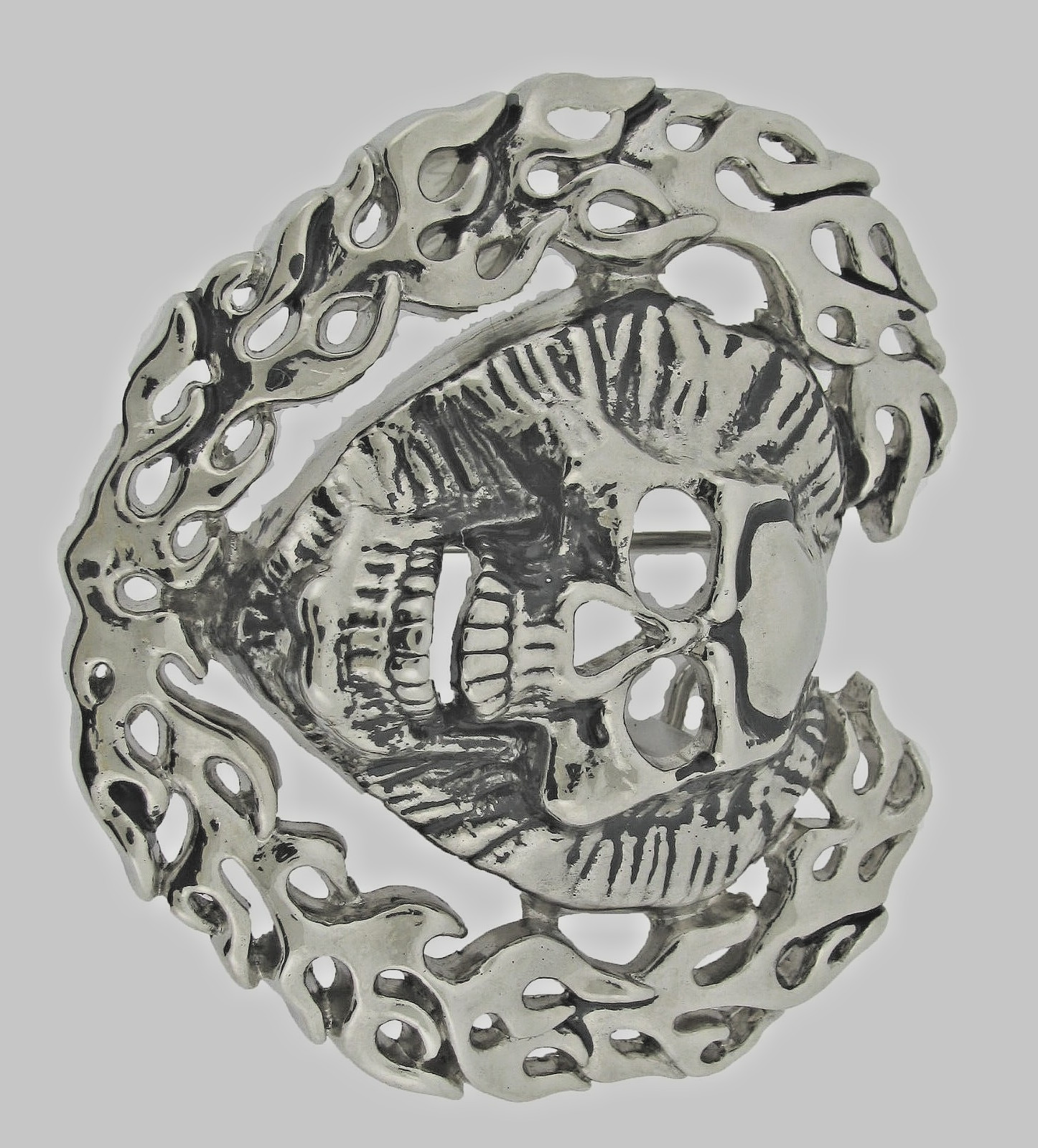Skull Belt Buckles Silver Metal Heart Shaped Emblem Vintage Pirate Men Women