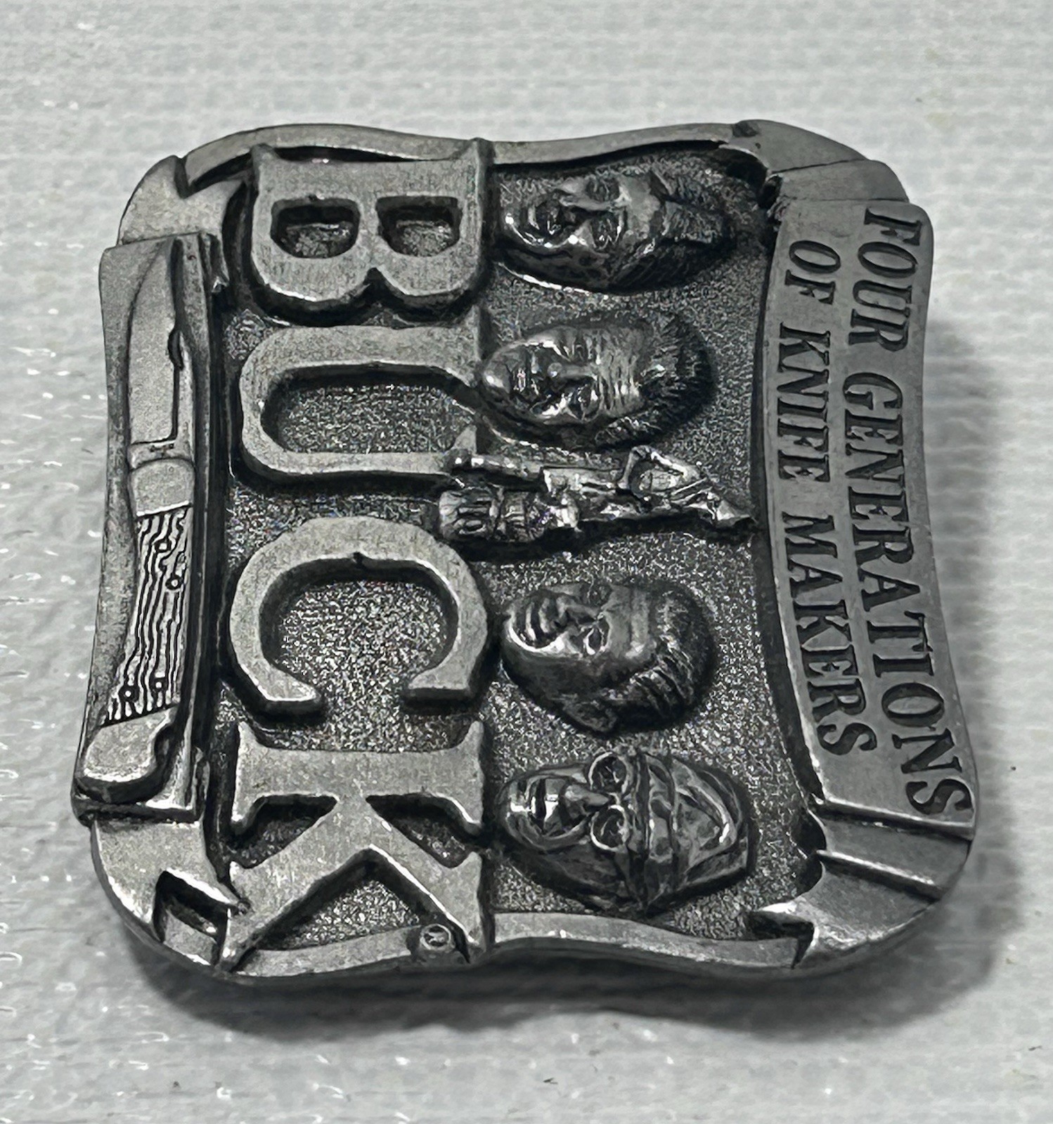 Buck Knives Belt Buckle Four Generations Of Knife Makers Pewter Smoky MT. Knife