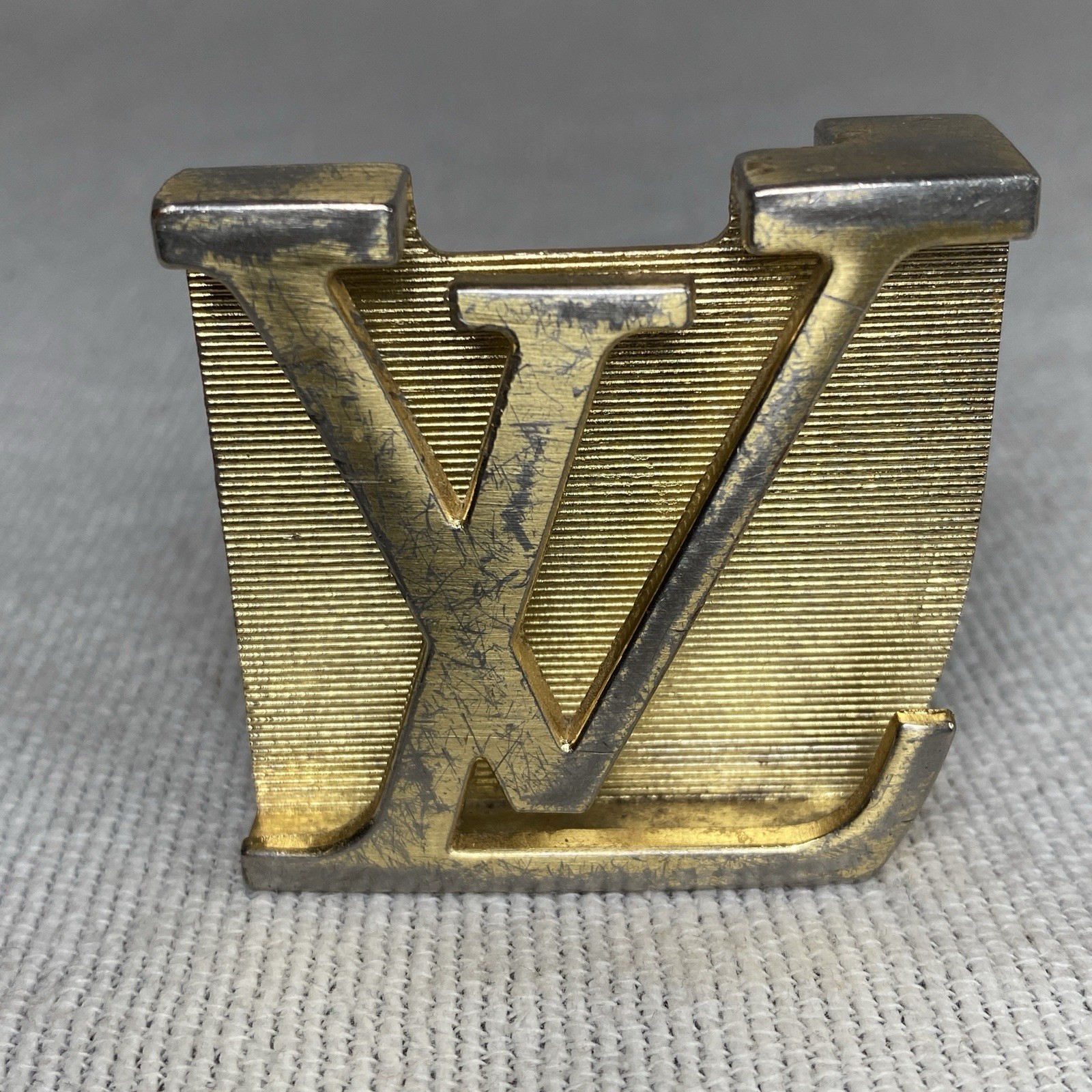 Louis Vuitton LV Iconic Gold Tone Belt Buckle ONLY Unisex #M0568U Vintage