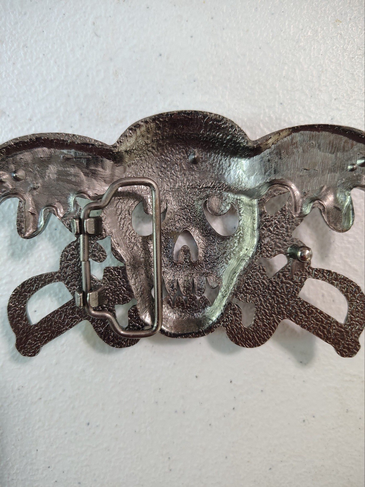 Skull And Swords Silver Colored Belt Buckle