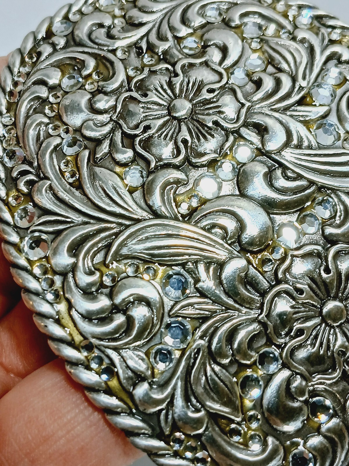 Nocona Womens Rhinestone Floral Belt Buckle in box=3.5&Prime; long = Silver tone
