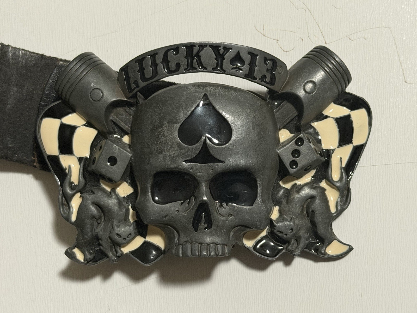 Lucky 13 Belt Buckle/Zippo holder – Pistons & Skull Officially Licensed w/belt