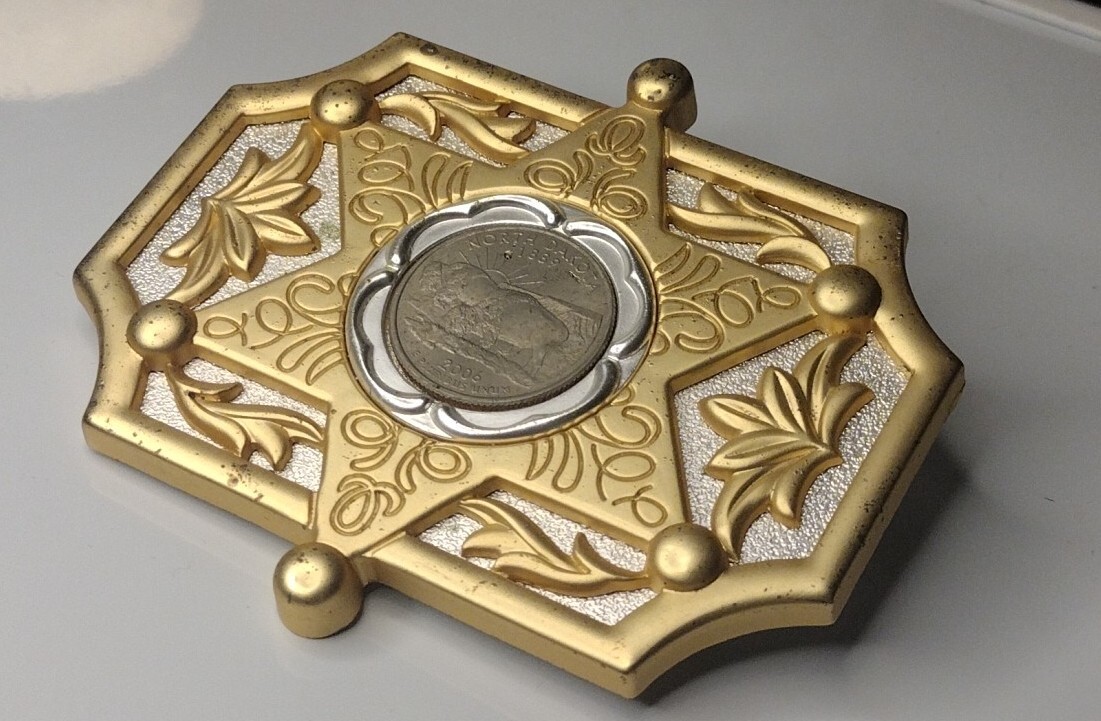 North Dakota Buffalo Coin In Belt Buckle Six Pointed Star Design 3 3/4&Prime; x 3 1/8&Prime;