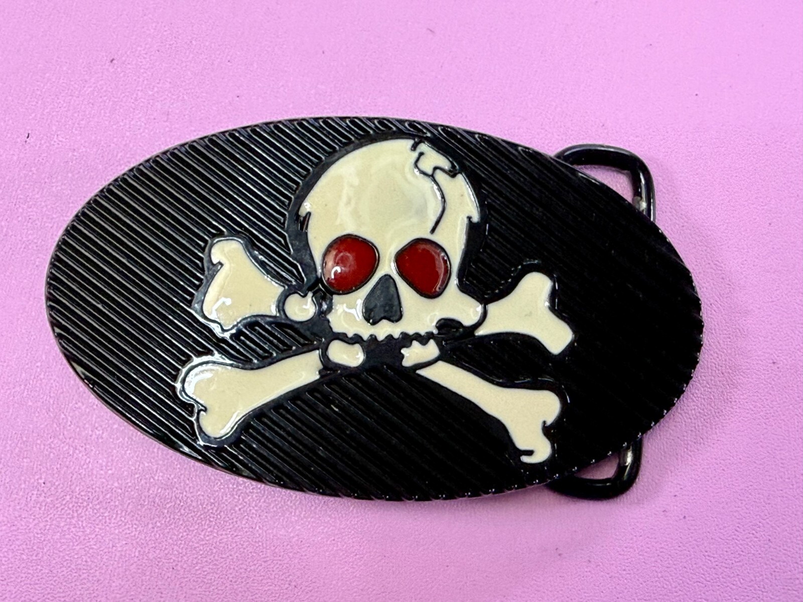 Creepy Red Eyes Skull Crossbones Halloween Gothic Punk Vibe Enameled Belt Buckle