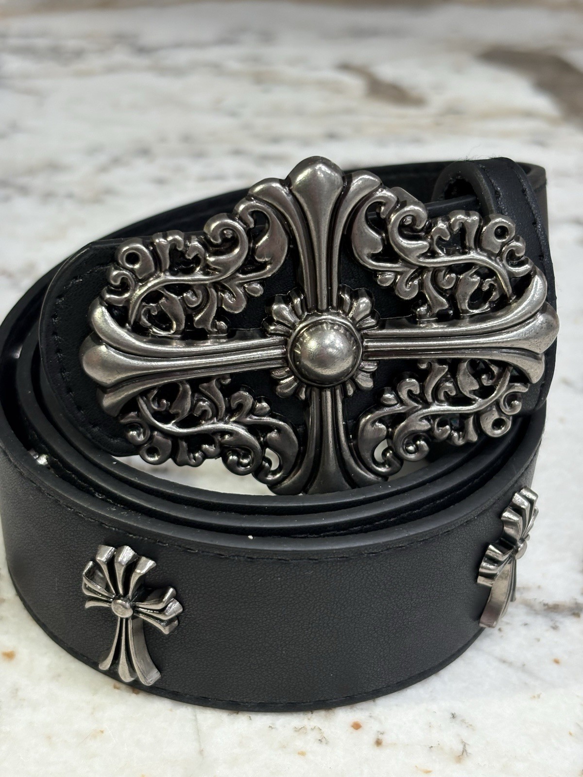 Belt Leather Black Chrome Tone Cross Buckle Size 32 Regular