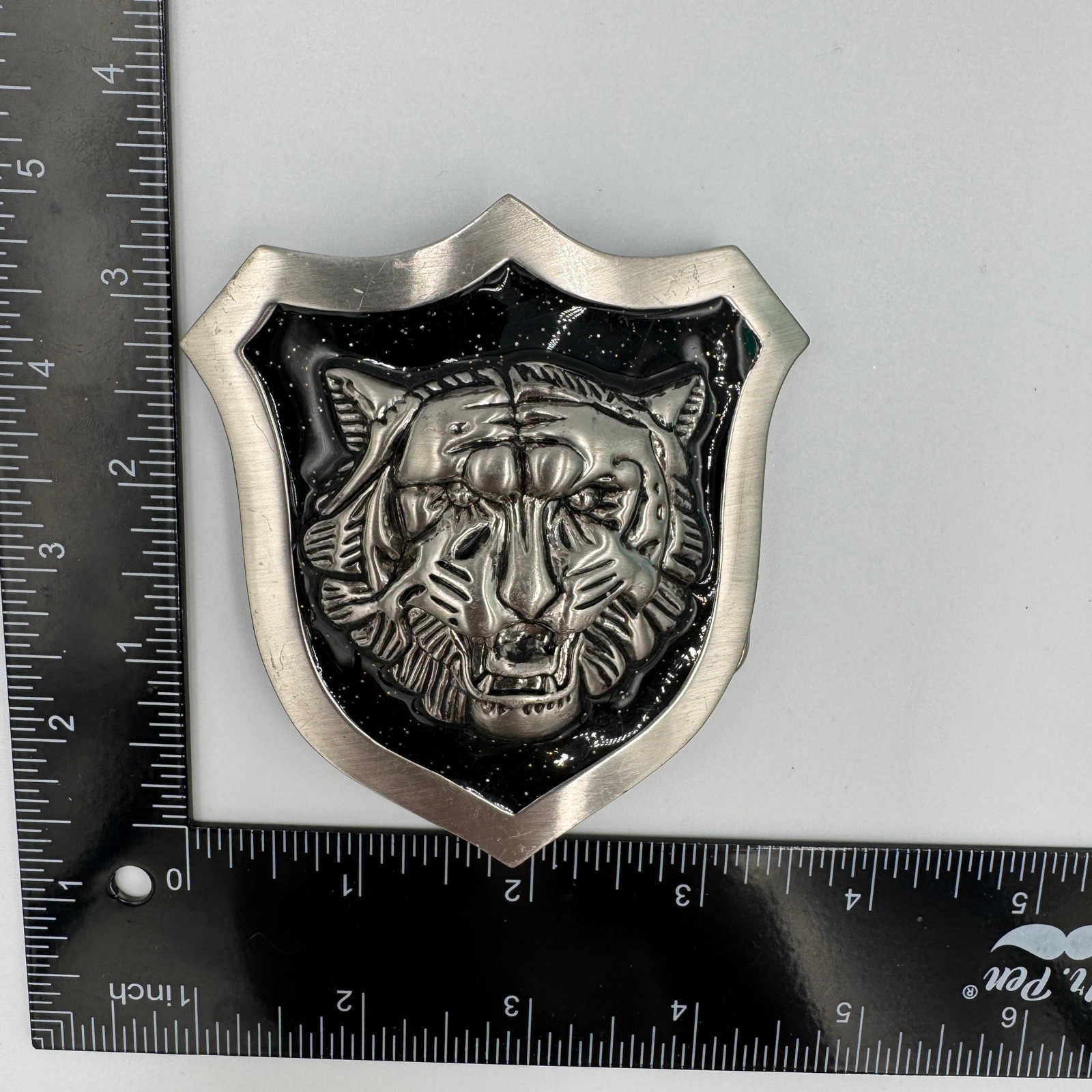 Tiger Head Shield Belt Buckle Silver Tone Black Enamel 3D Relief Mens