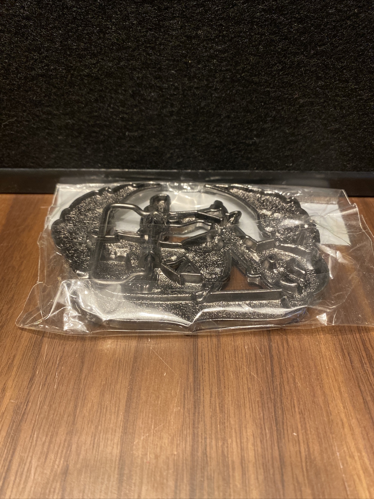 Metal Hell on Wheels Skeleton on Motorcycle w/Wings Belt Buckle