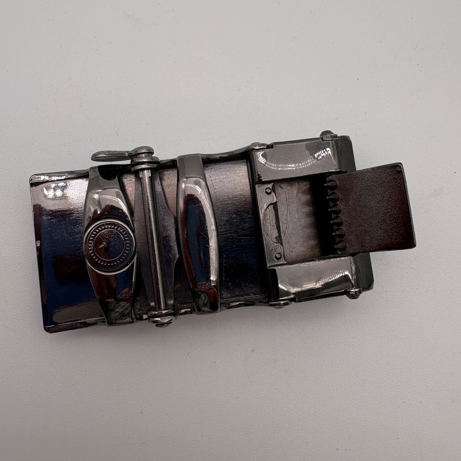 Gunmetal Grey Automatic Ratchet Belt Buckle Geometric Textured Sliding Buckle
