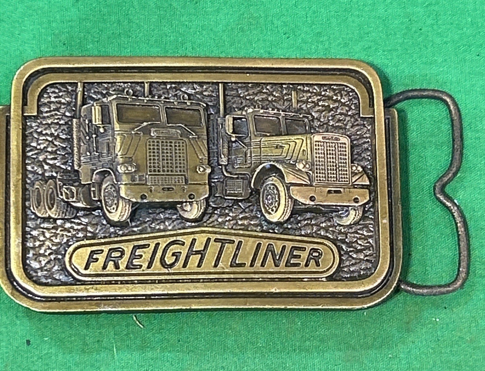 Vintage 1980 Freightliner Semi Truck Belt Buckle Tonkin Inc Metal M 41