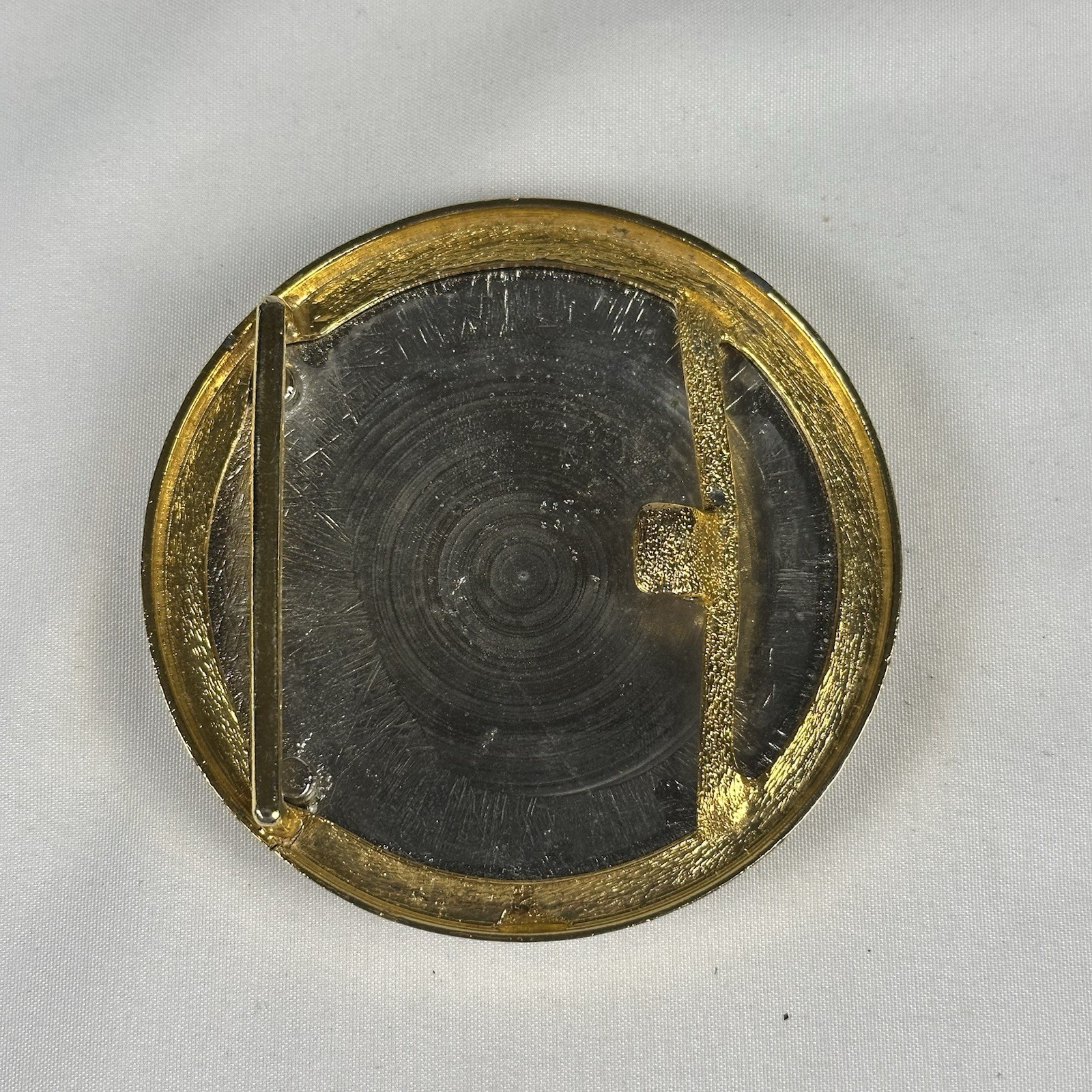 Vintage Style Sunburst Belt Buckle Round Silver Tone Etched Design