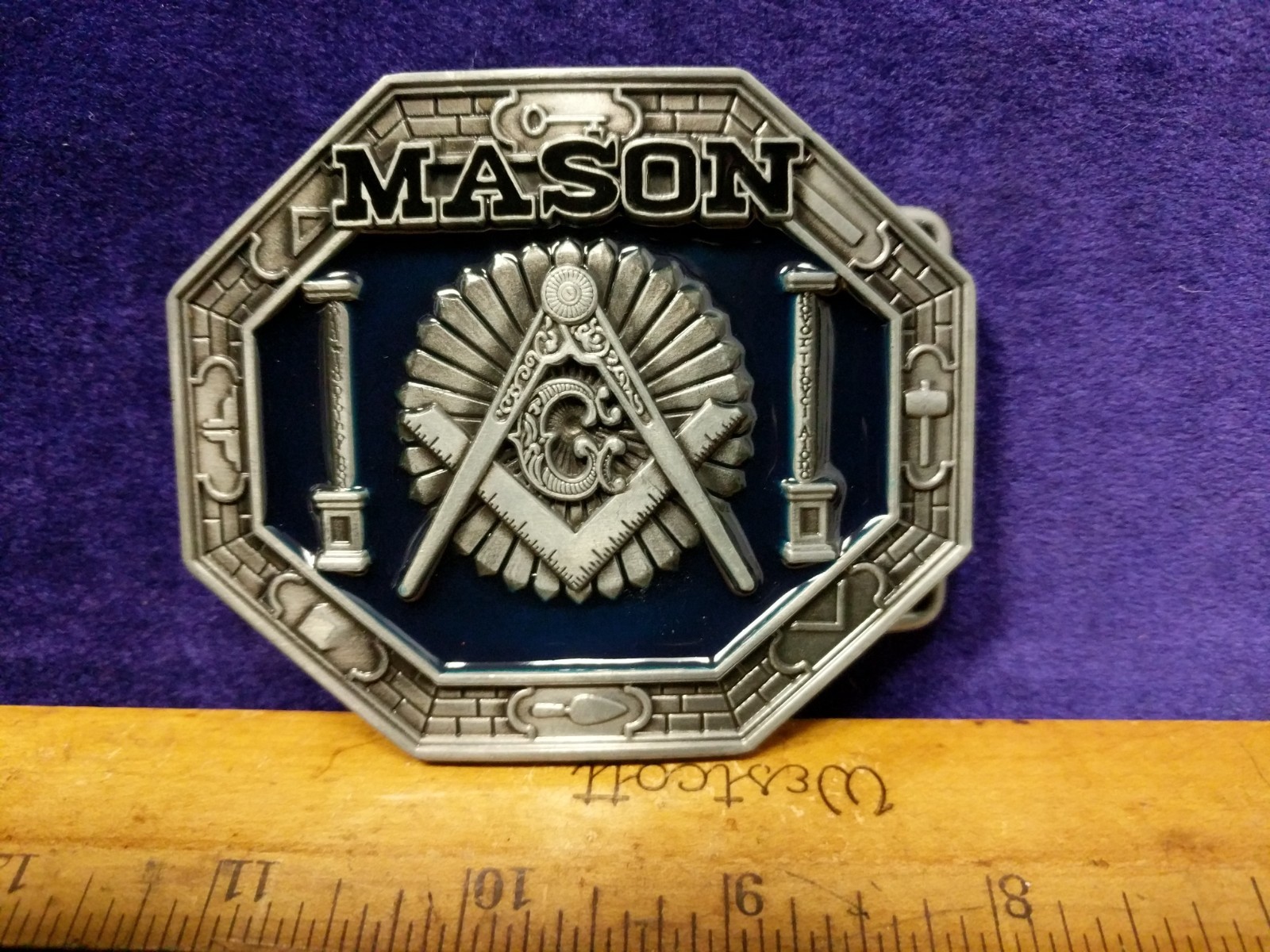 Great/Fun/Fashionable Belt Buckle Masonic Free Mason Beautiful Blue Enamel Vault