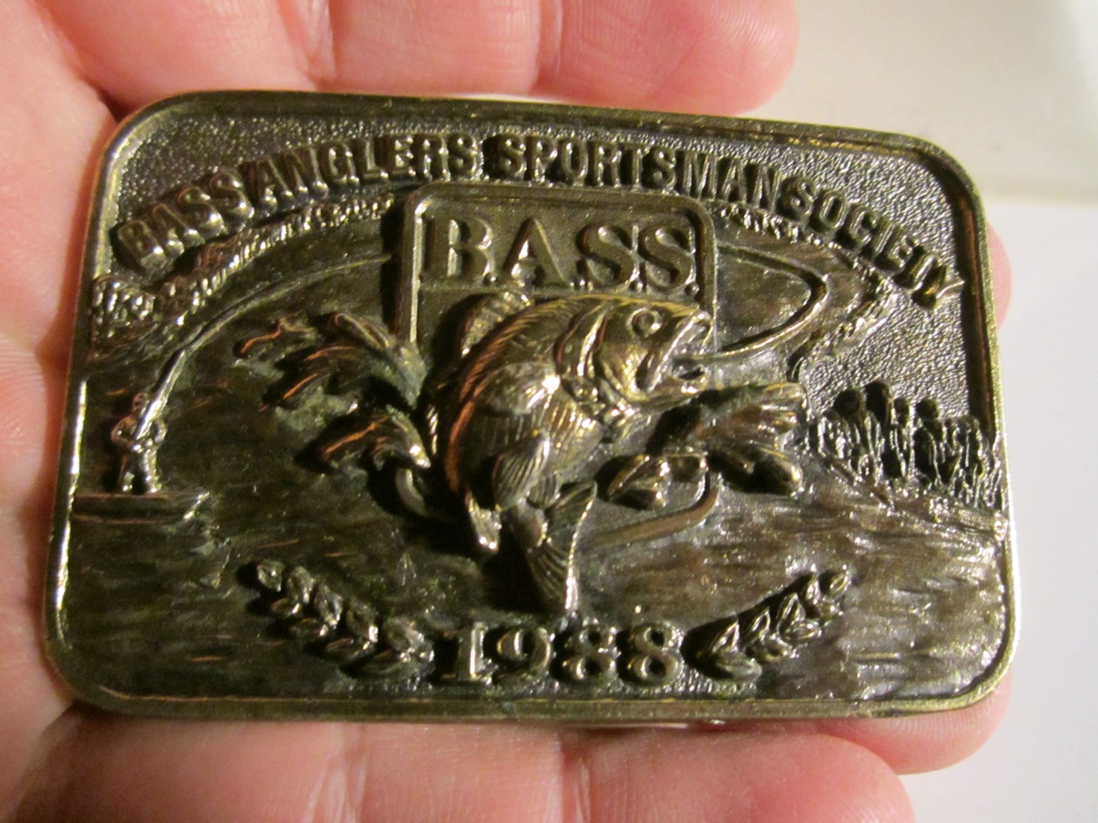 1988 BASS ANGLER&rsquo;S SPORTSMAN SOCIETY BELT BUCKLE HEAVY SOLID BRASS – GW-16