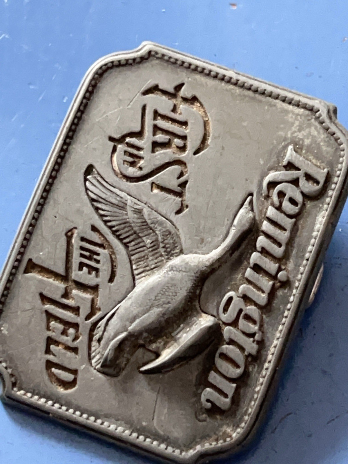 Remington Since 1816 – « Canada Goose » Belt Buckle by Sid Bell Pewter Circa 1980