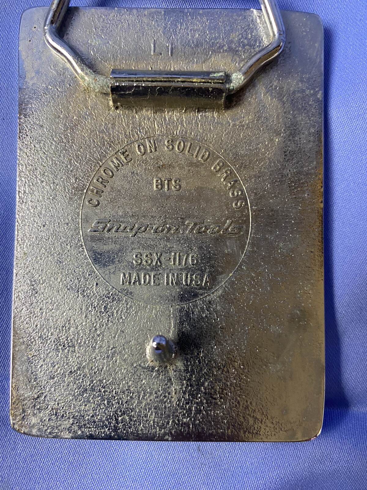 VINTAGE TEAM SNAP ON . RUNNIN&rsquo; STRONG BRASS . Made In USA