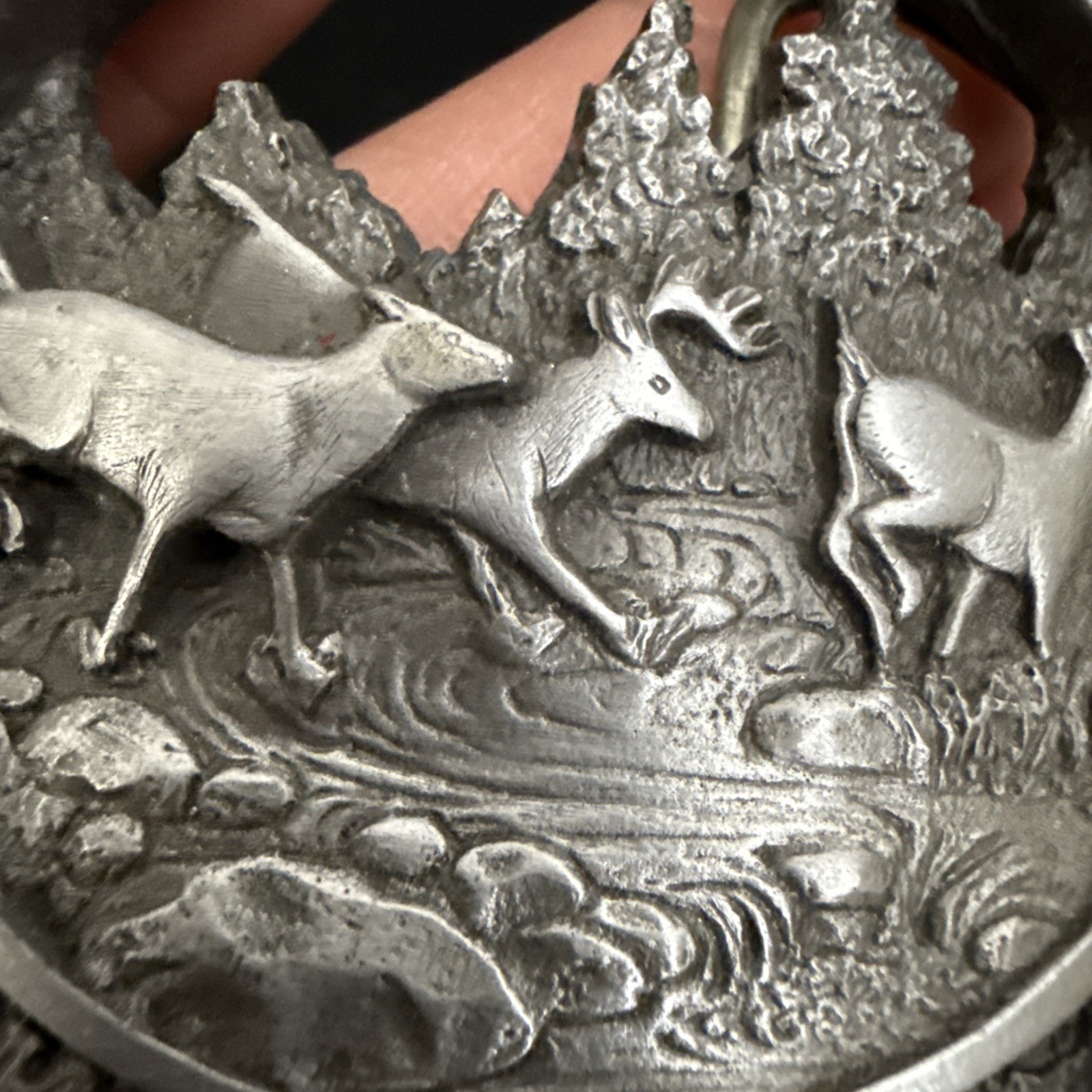NICE PEWTER 1990 C + J INC DEER SCENE AND ANTLER BELT BUCKLE MADE IN USA