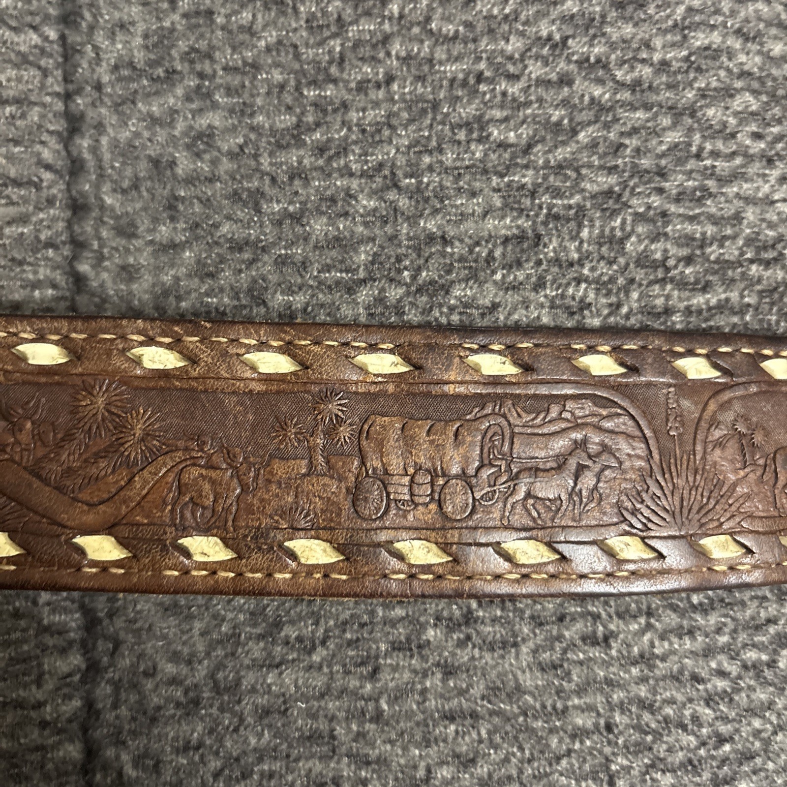 Black Agate Cabochon Buckle & 1979 Tex Tan Western Style Leather belt size 34