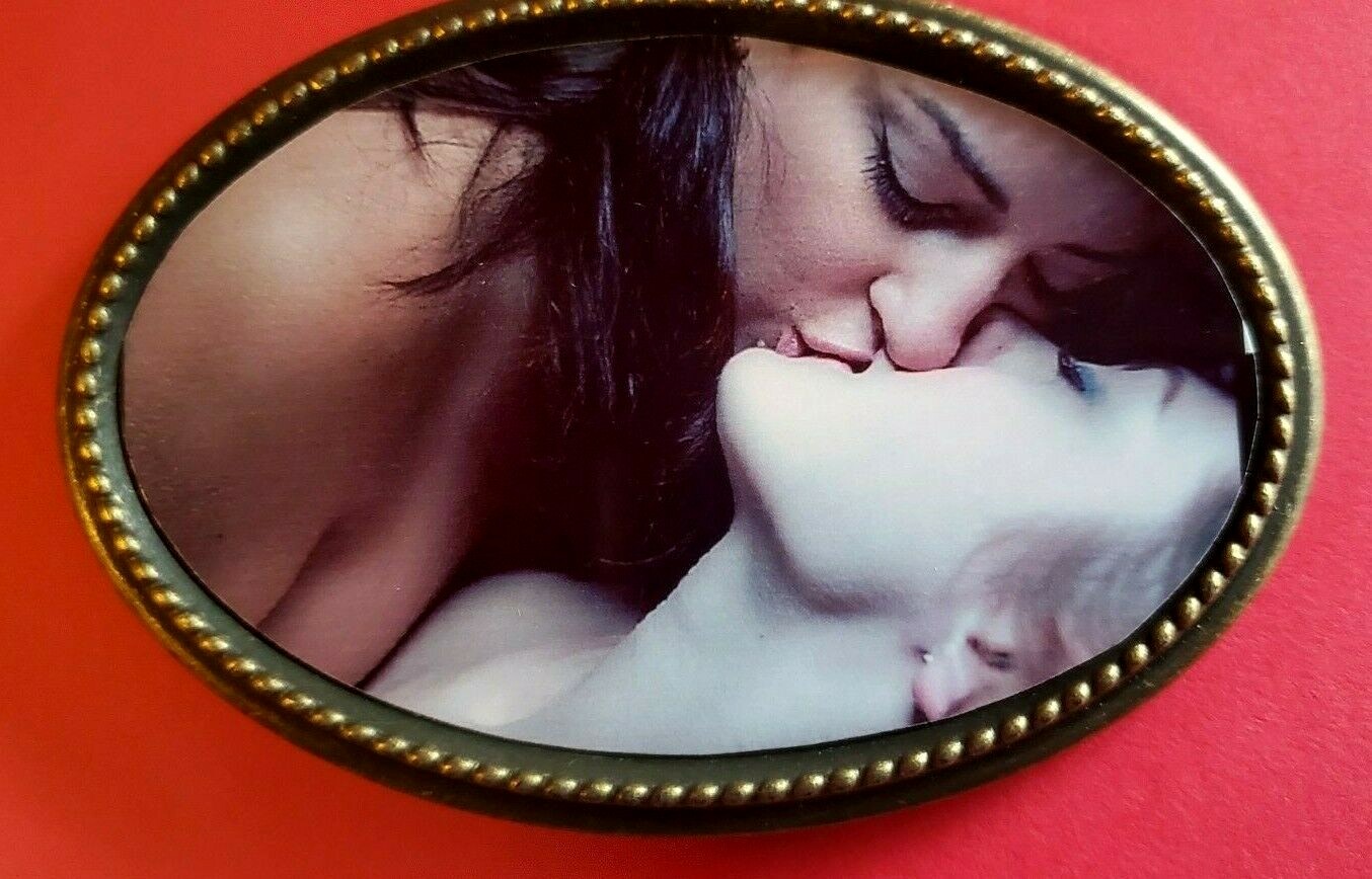 TWO WOMEN KISS Erotic Scene Epoxy Buckle = excellent quality