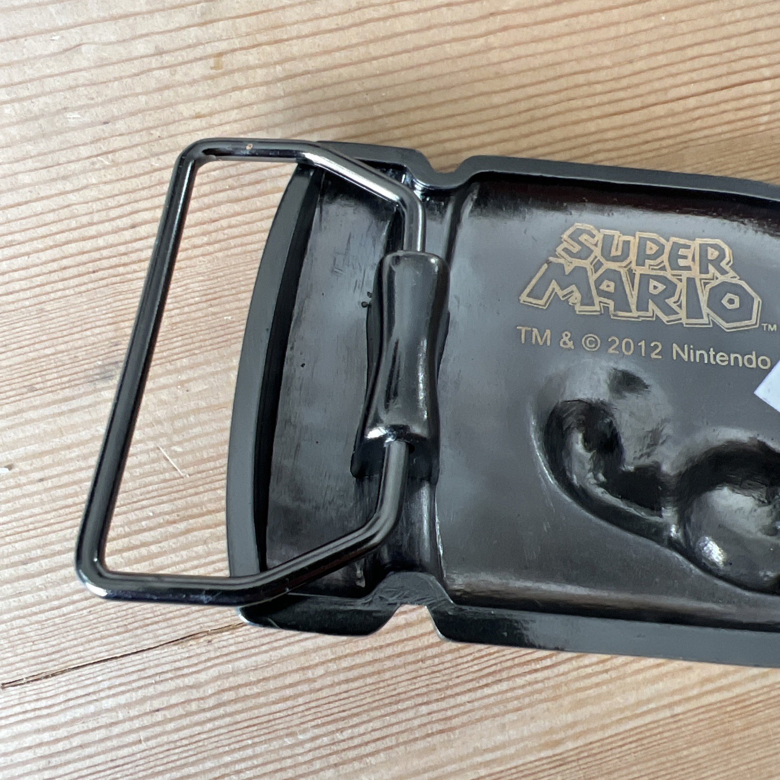 NOS New Nintendo Super Mario Bros. Bullet Bill Belt Buckle 2012 Boys Men’s Game