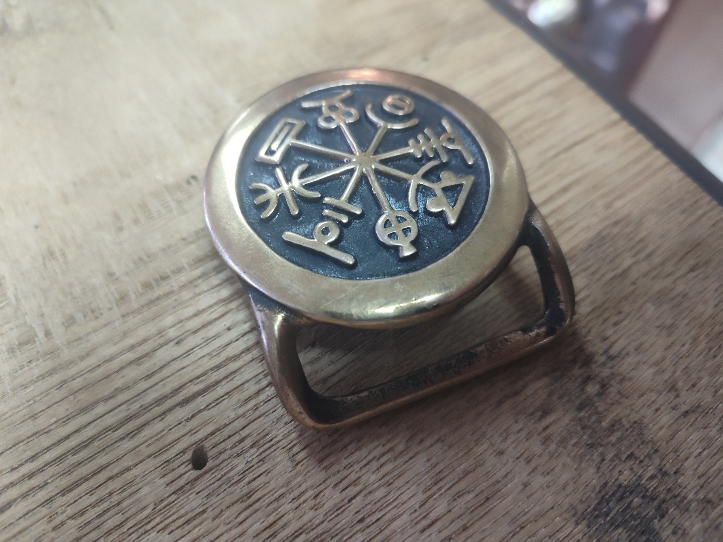 Vintage 1974 Tech Ether Guild Inc Rhumb Brass Belt Buckle
