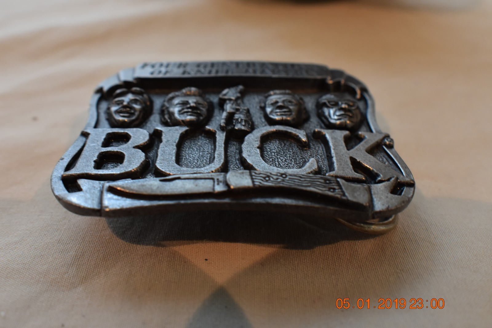 VINTAGE BUCK KNIVES FOUR GENERATIONS OF KNIFE MAKERS BELT BUCKLE
