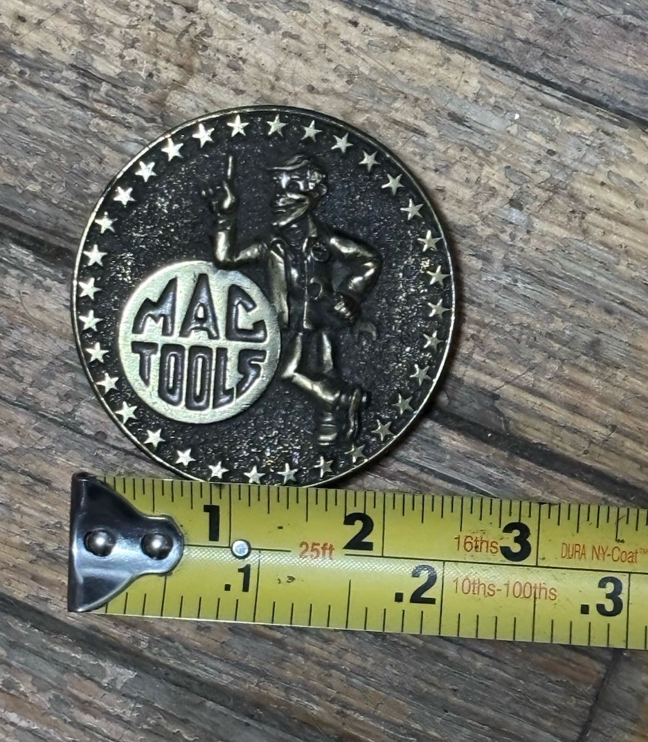 Vintage Mac Tools Round Stars Limited Edition Metal Belt Buckle