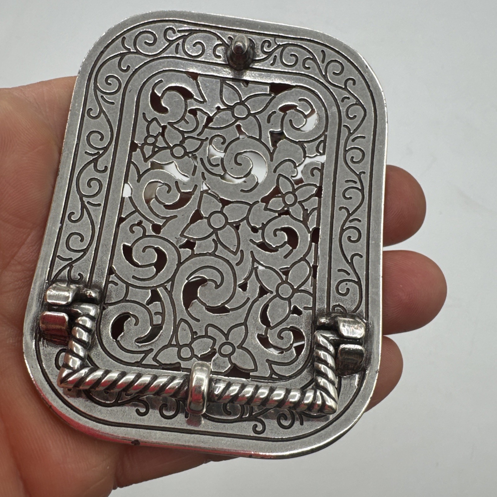 Shiny Metal Fashion Belt Buckle Business Card Holder & Agate Necklace.