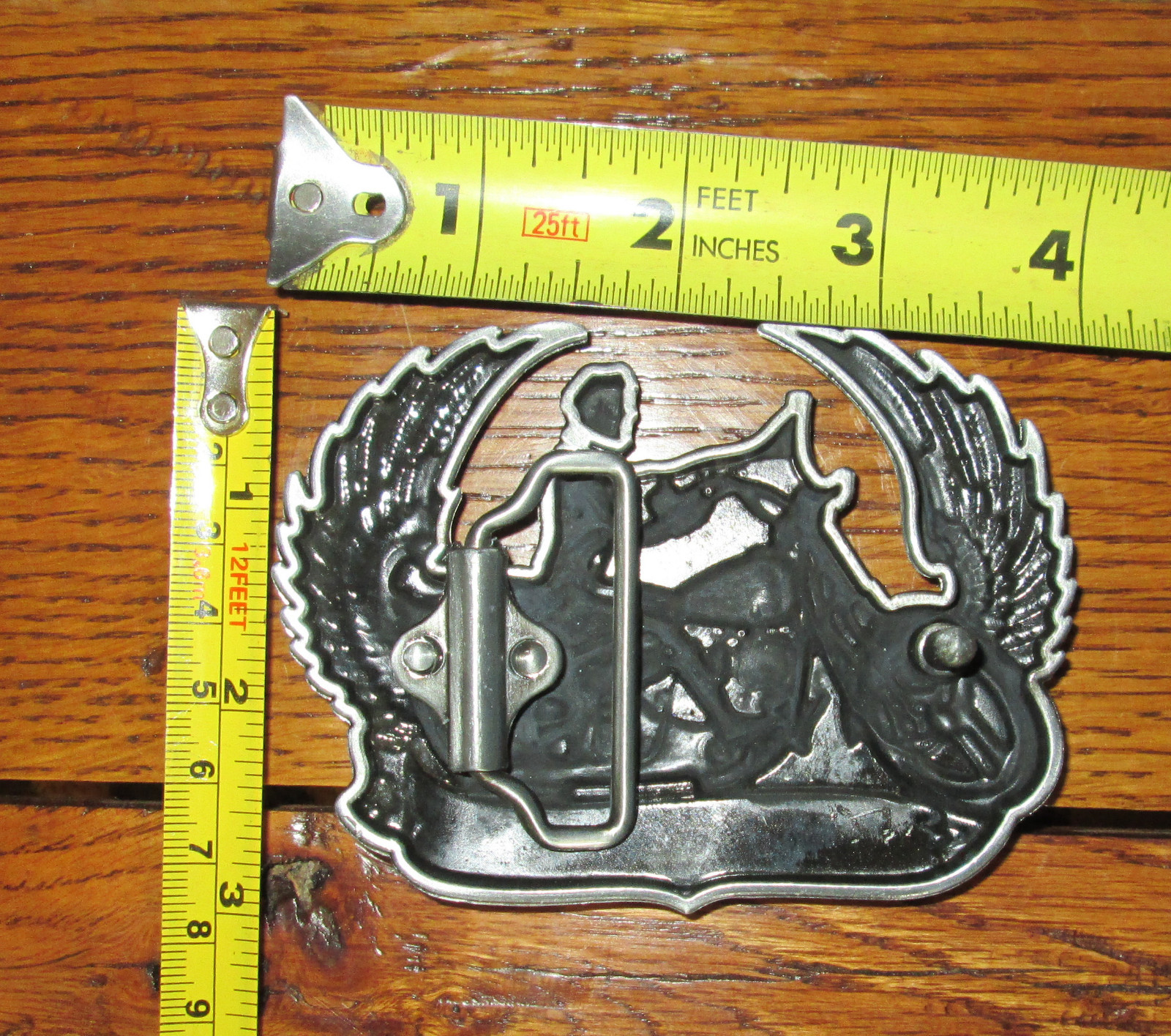 Hell on Wheels Motorcycle Belt Buckle Skull Skeleton Rebel Southern Wings