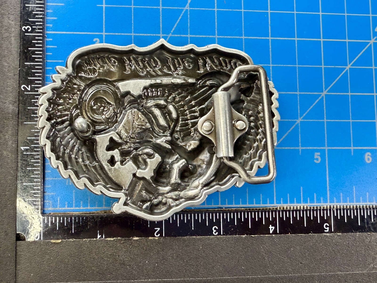 Ride With The Wind Wings Skull Flag Motorcycle Bikers Riders Cutout Belt Buckle