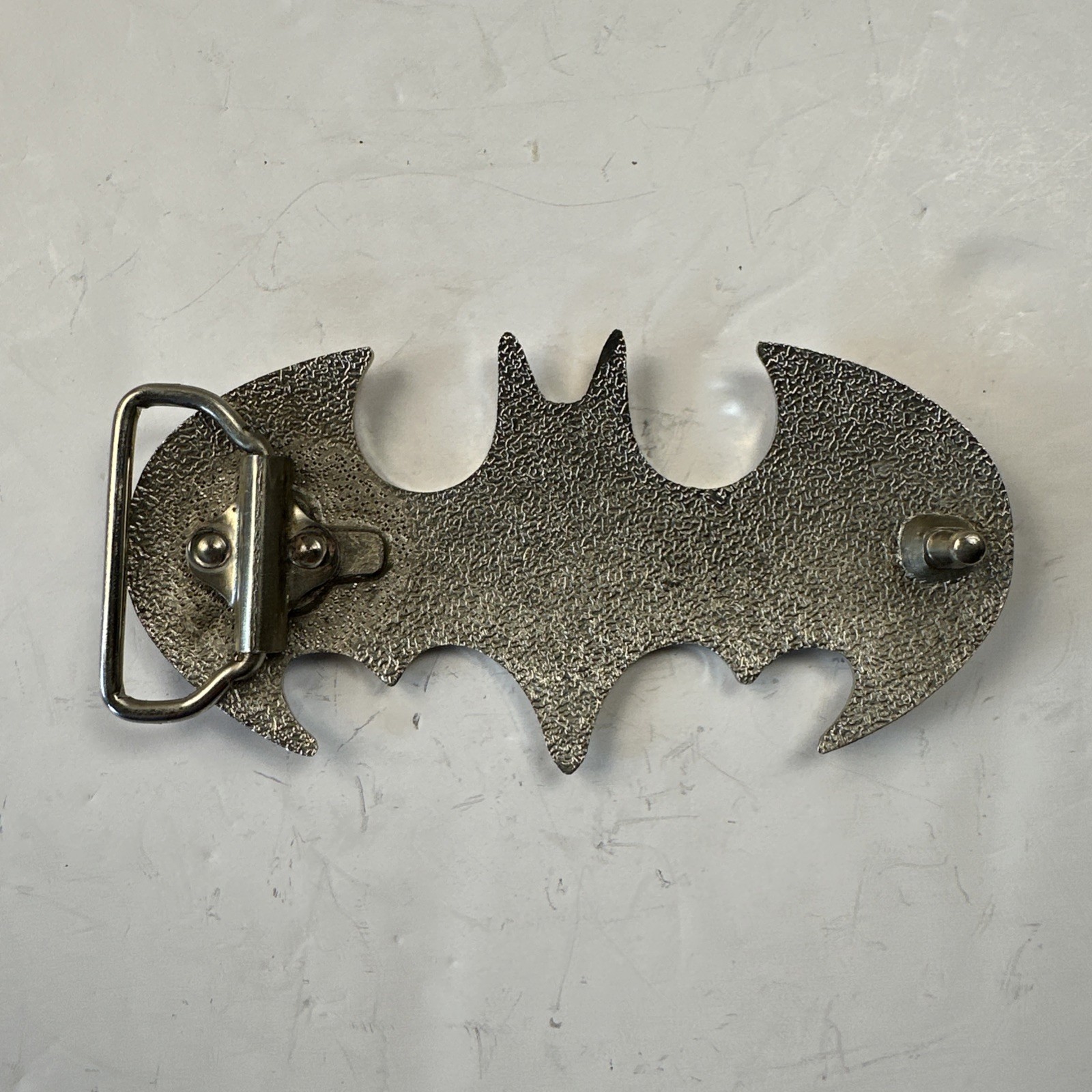 Batman Red and Silver Belt Buckle DC Comics, Movie