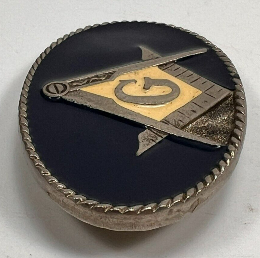 Masonic Freemason Belt Buckle Blue and Cream Enamel Rope Border