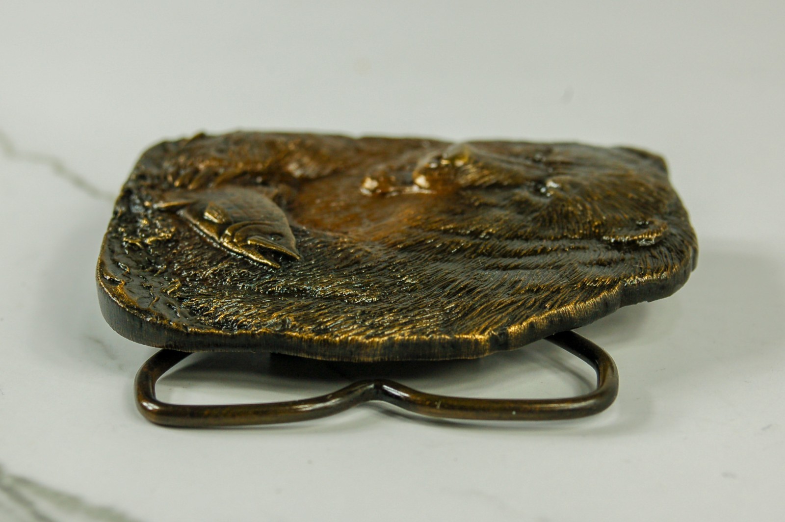 Grizzly Bear with Salmon brass belt buckle vintage Bergamot Brass Works 1978