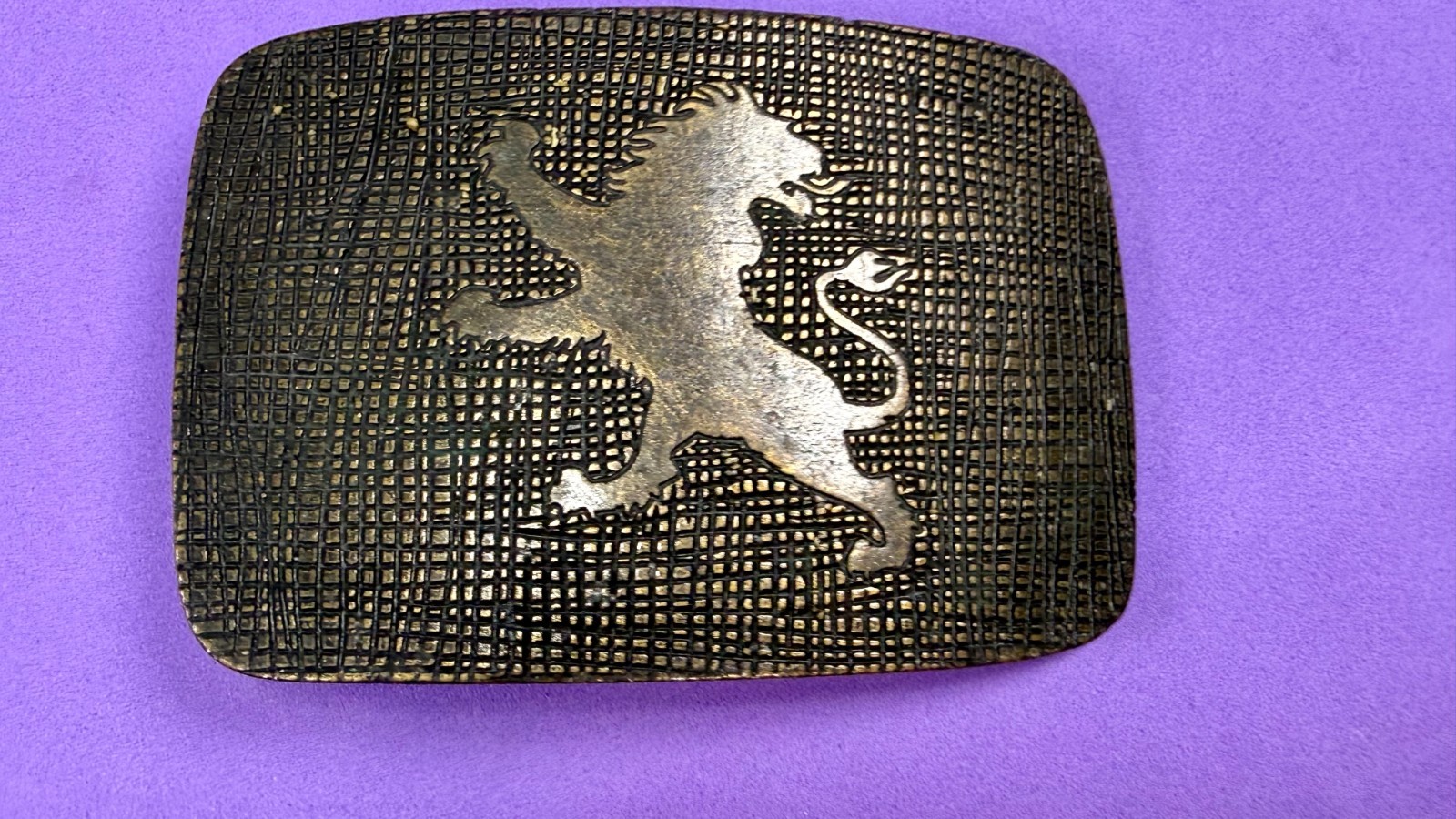 Heraldic Rampant Lion Grid Pattern Brass Tone Belt Buckle, Made in Italy