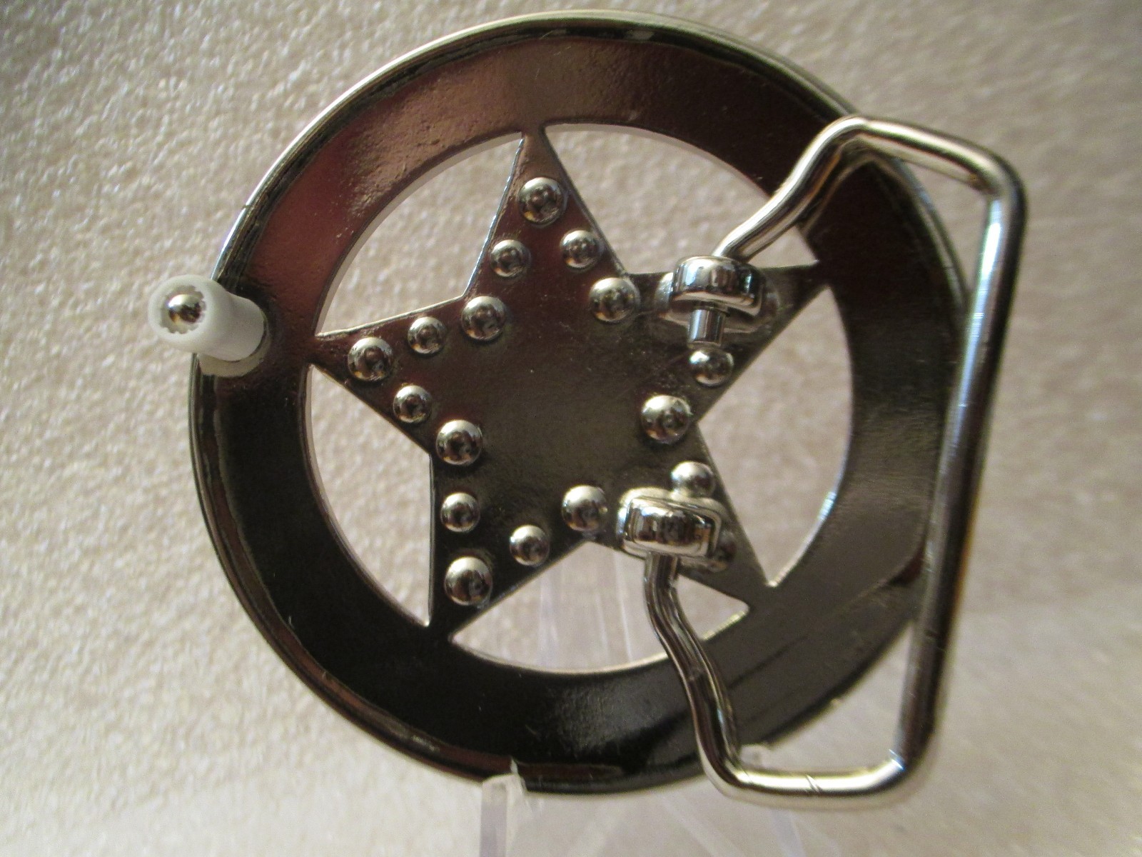NEW POLISHED METAL RHINESTONE ICED OUT STAR BELT BUCKLE 2 5/8&Prime; VIC-THOR1