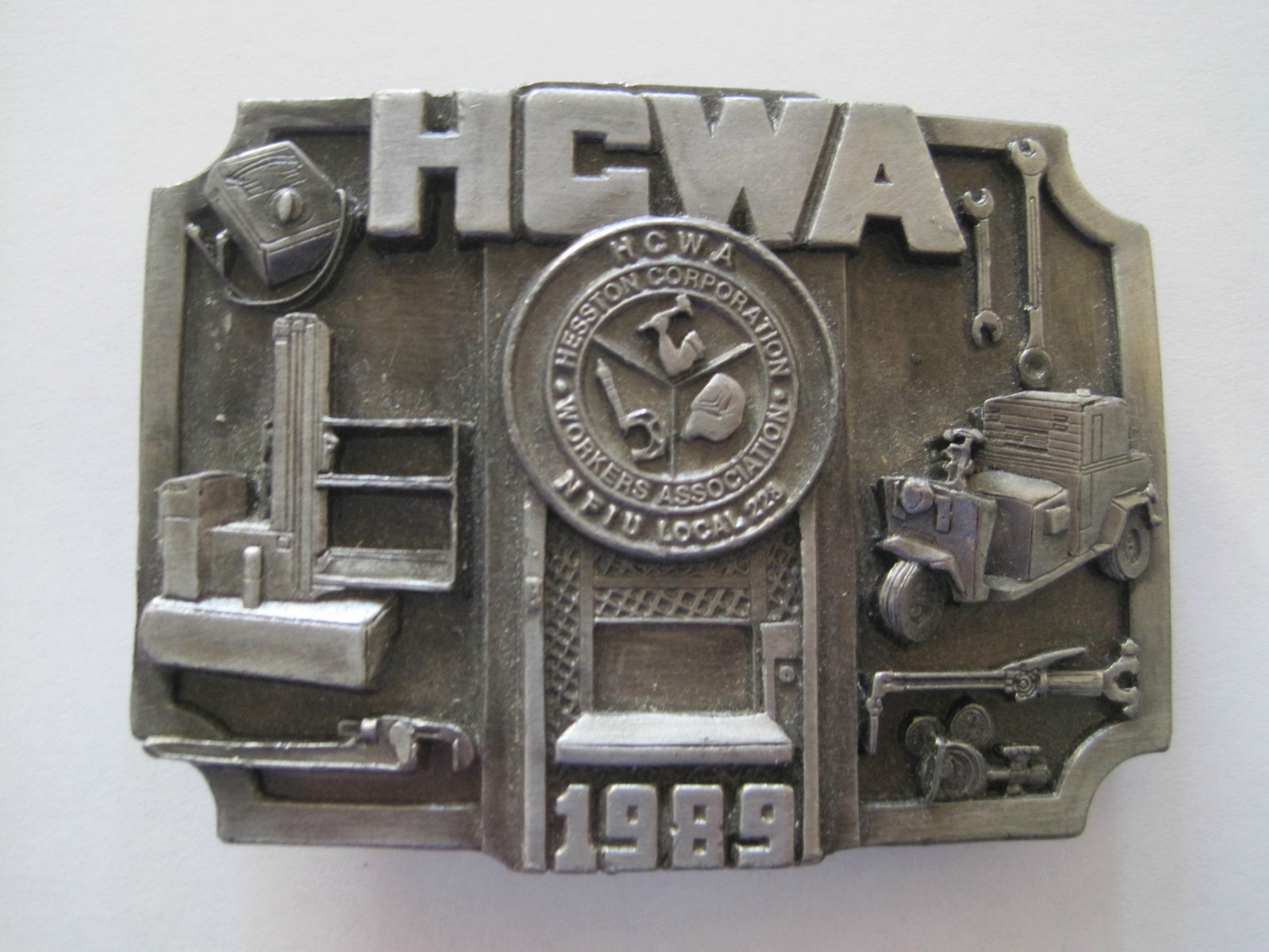 1989 Hesston Corporation Workers Association Belt Buckle By Siskiyou Pewter Tone