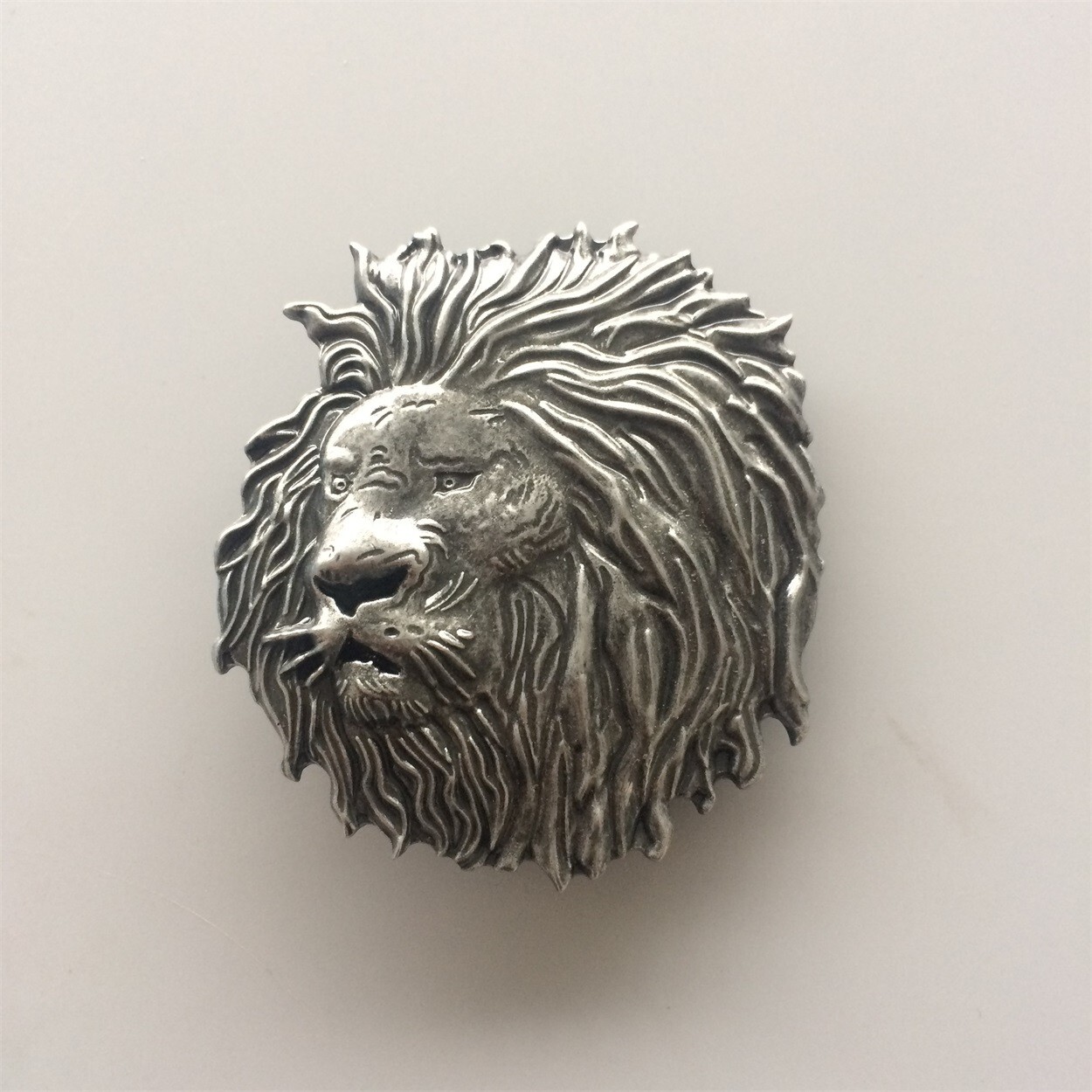 Vintage Distressed Lion Head Animal Wildlife Western Belt Buckle