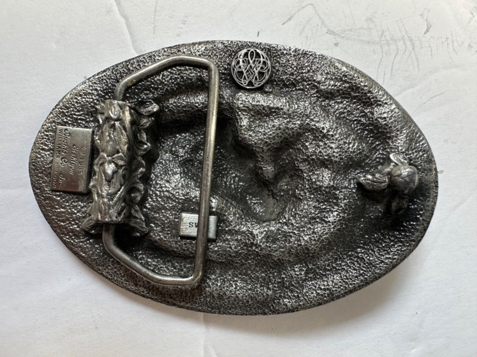 1985 VTG. SISKIYOU Belt Buckle Horse & Saddle Blue Background Excellent COND.