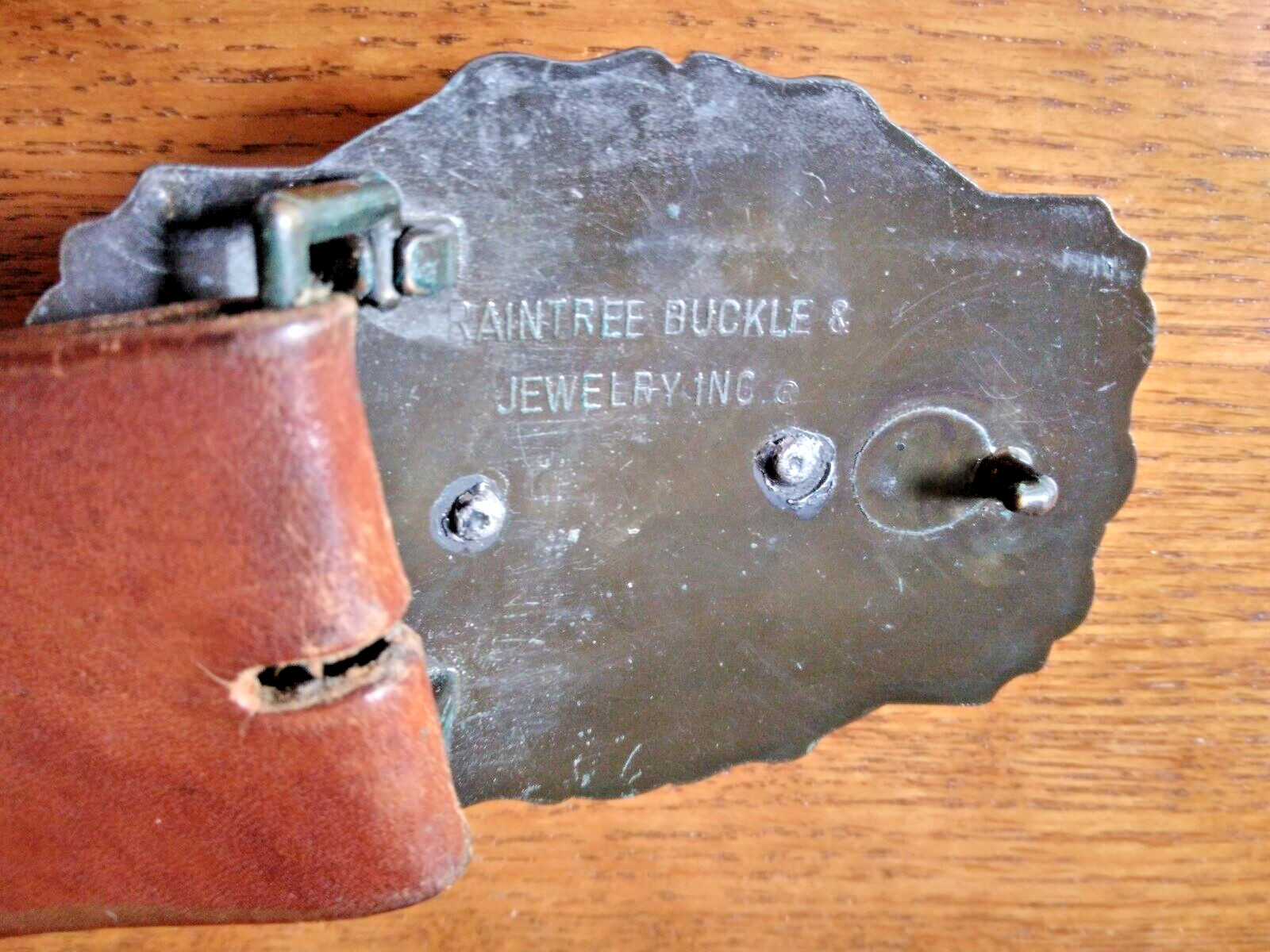 Raintree Grizzly Bear Buckle & Size 38 Leather Belt