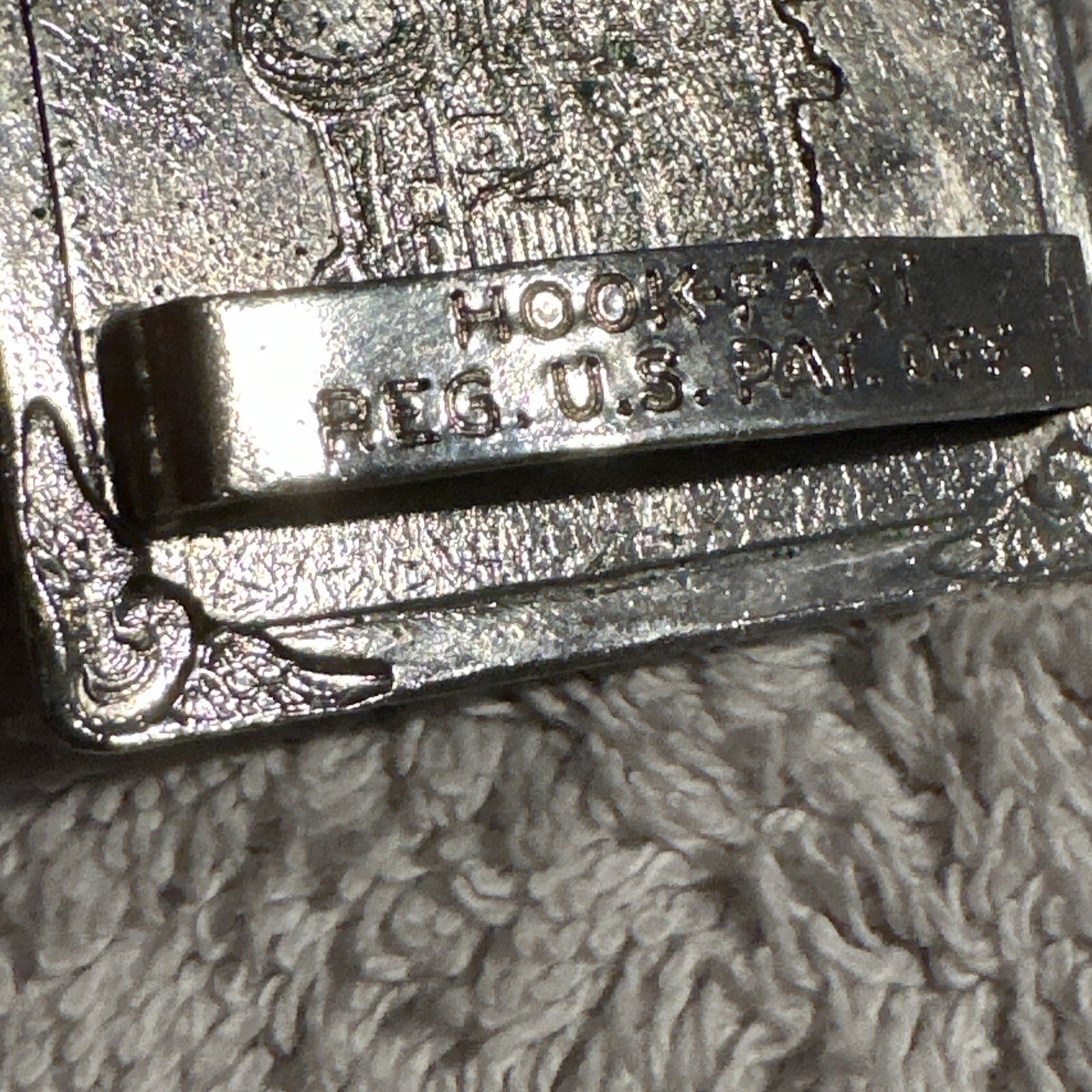 Overnight trucker belt buckle