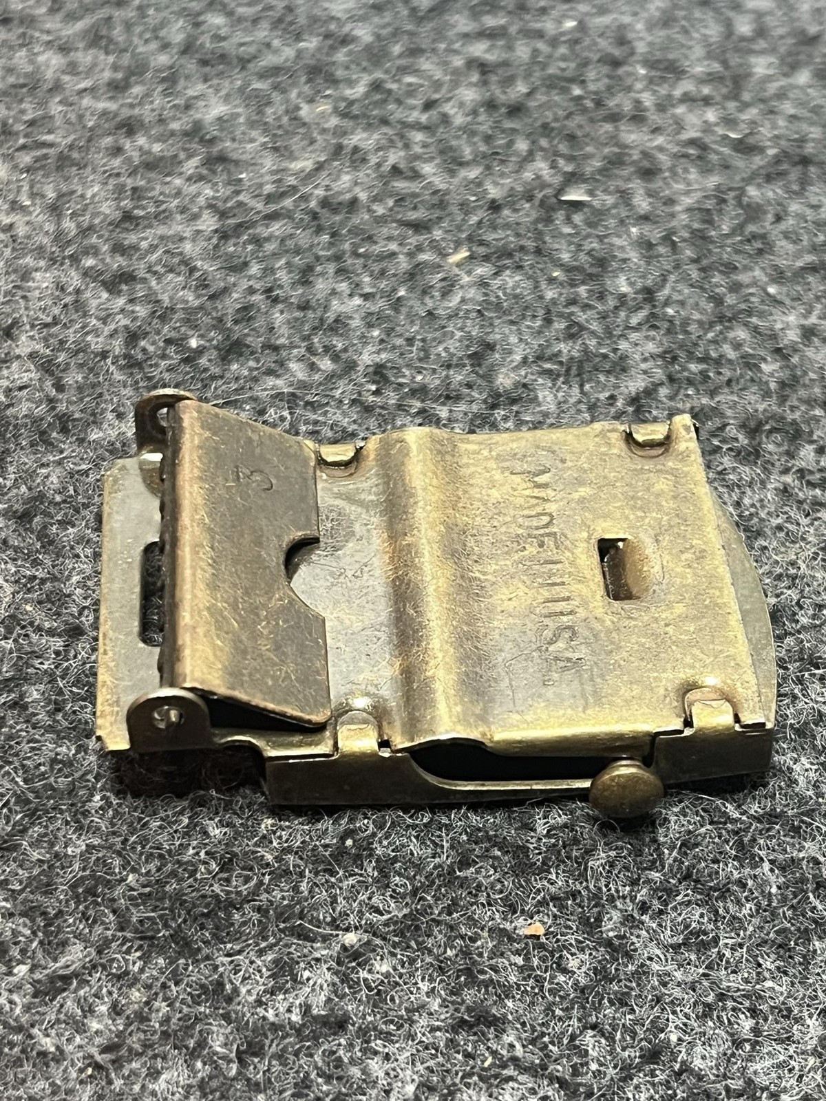 Vintage OshKosh Belt Buckle Mens Gold Brass Rectangular Clamp Logo Made In USA