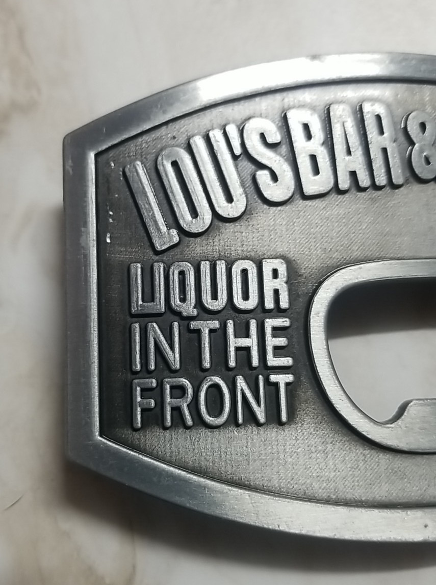 Lou&rsquo;s Bar BELT BUCKLE Poker & Liquor with Bottle Opener