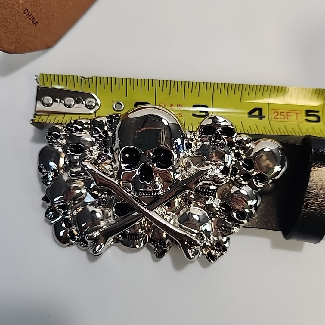 Genuine Leather 3D painted Belt Studs W/ Pile of Skulls Belt Buckle 36&Prime; Grunge