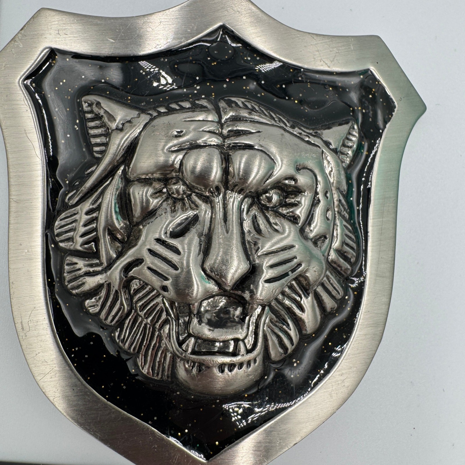 Tiger Head Shield Belt Buckle Silver Tone Black Enamel 3D Relief Mens