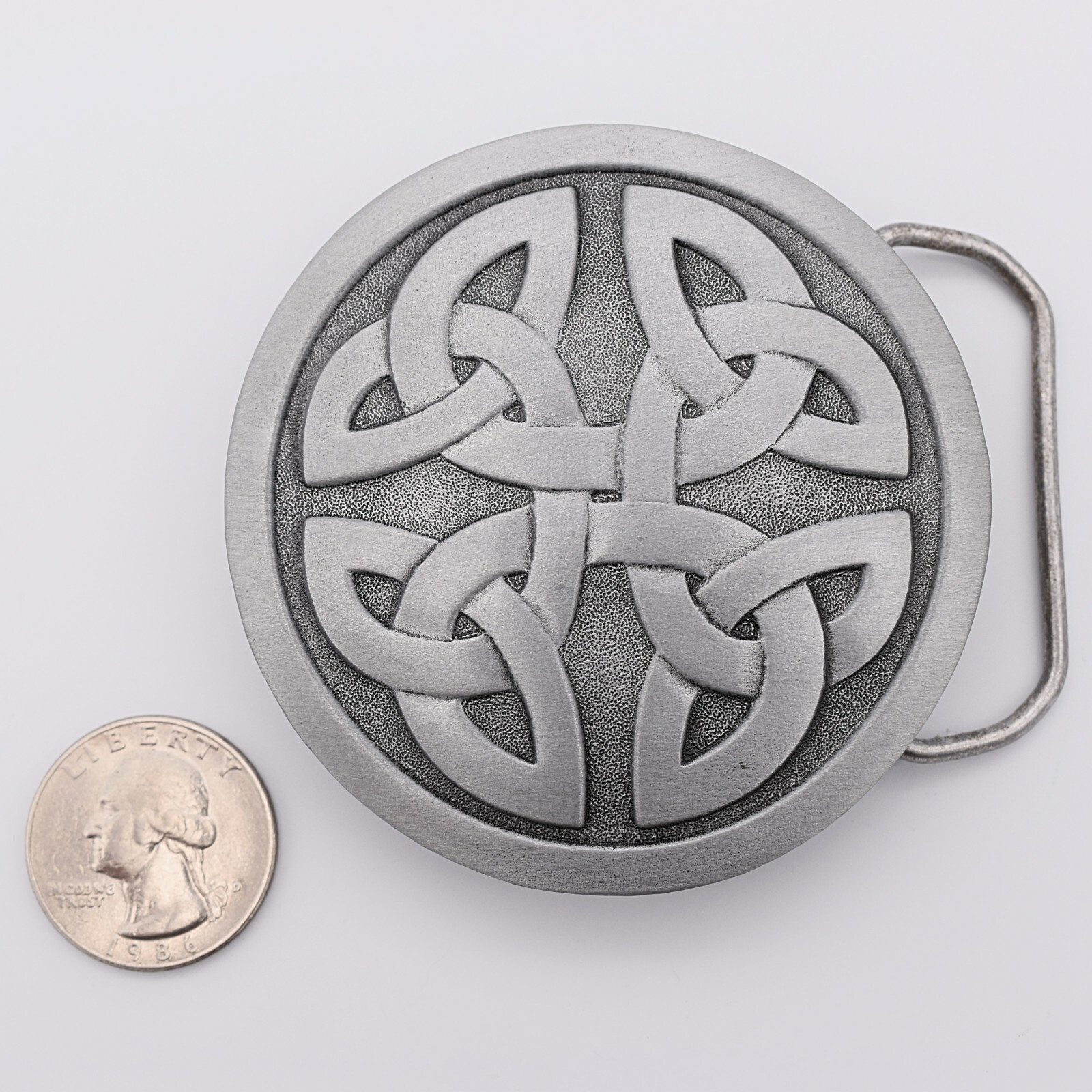 Celtic Knots Circle Novelty Gift Belt Buckle (New)