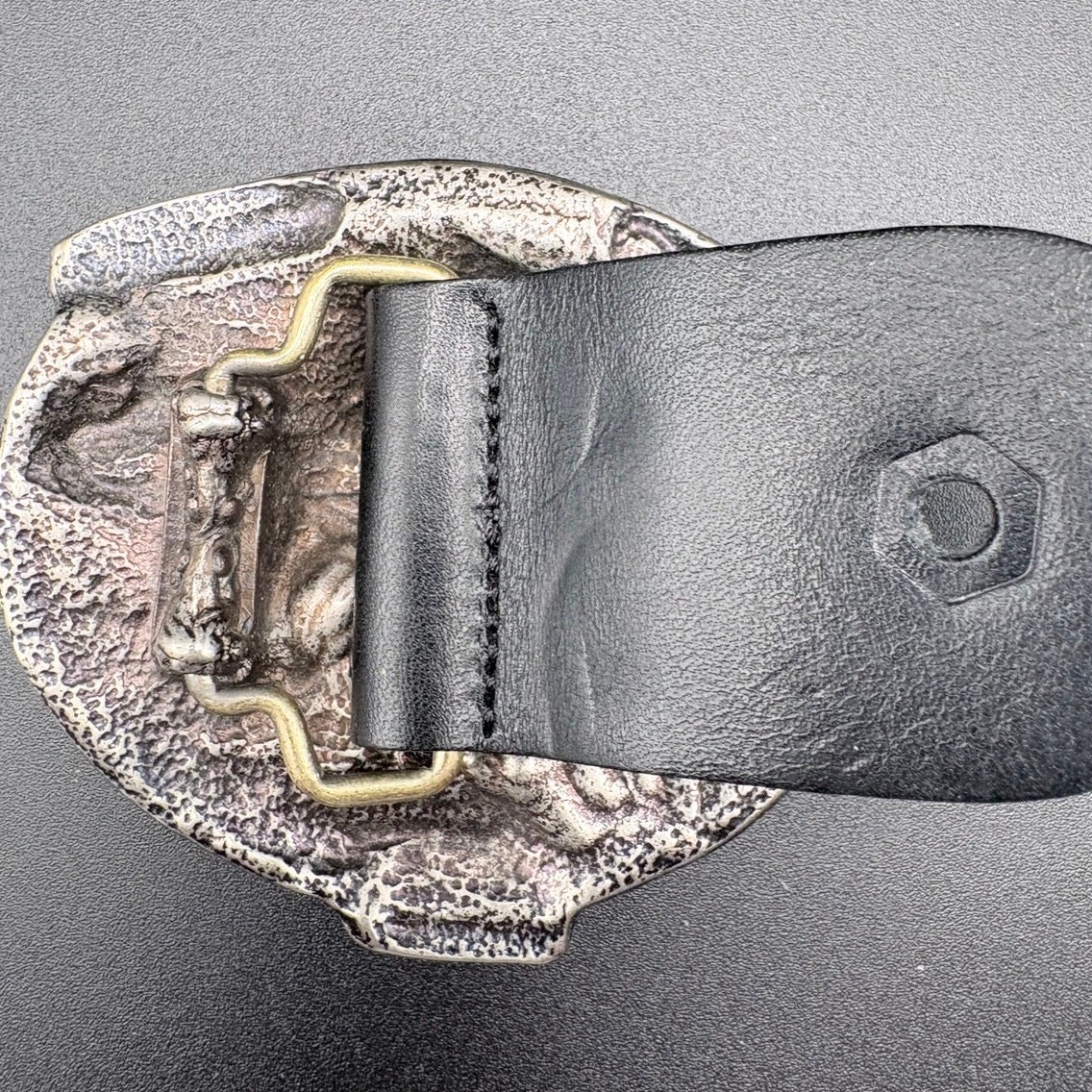Silver-Tone/Pewter Belt Buckle with Skull wearing Red and Blue Bandana