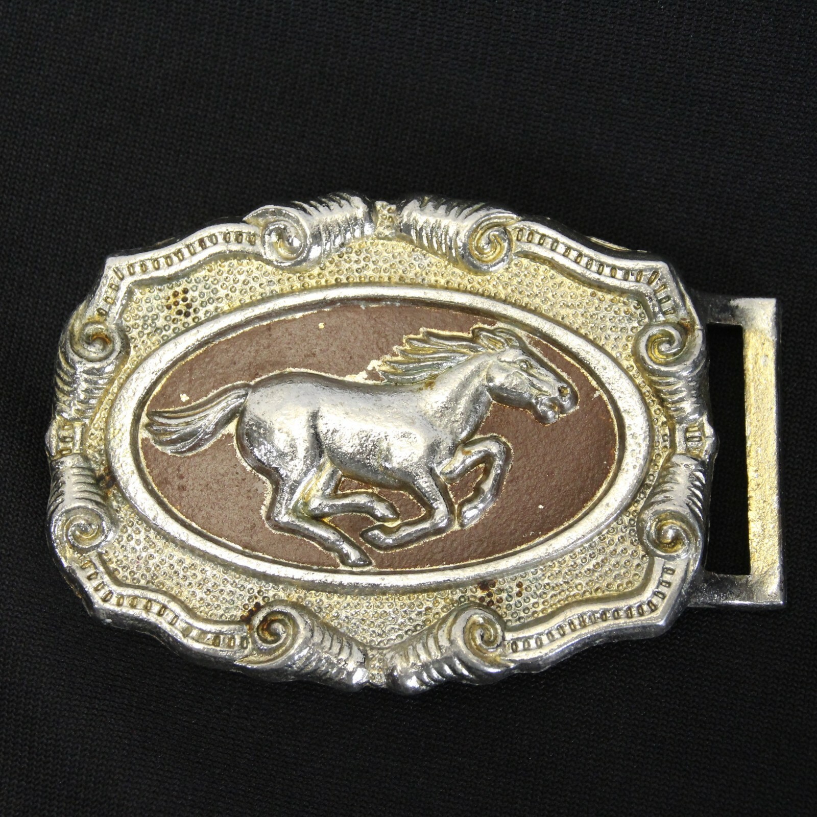 Mustang Western Style Belt Buckle Horse 2-1/2&Prime; x 3-1/4&Prime;